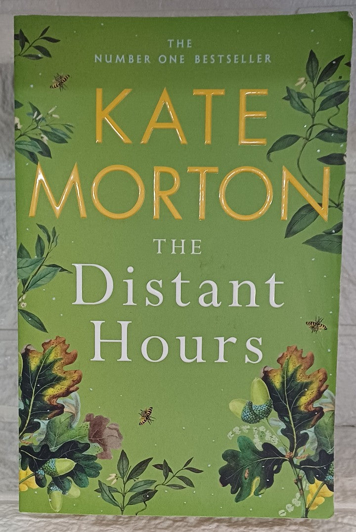 Front Cover Of The Distant Hours (Kate Morton)