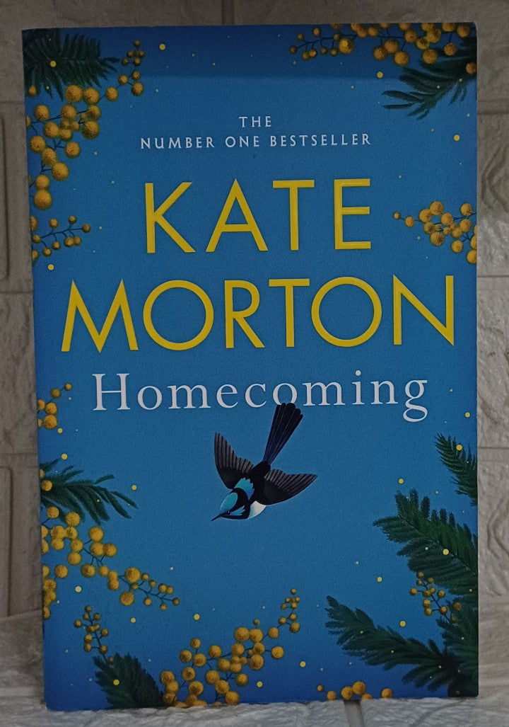Front Cover Of Homecoming (Kate Morton)