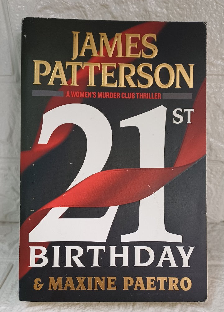 Front Cover Of 21st Birthday (A Women's Murder Club Thriller, 21) (Maxine Patterson)
