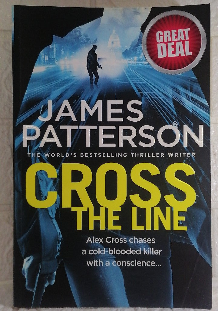 Front Cover Of Cross the Line (Alex Cross #24) (James Patterson)