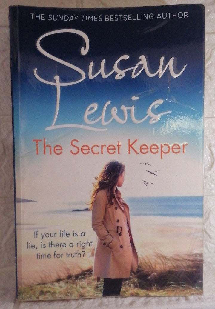 Front Cover Of The Secret Keeper (Susan Lewis)