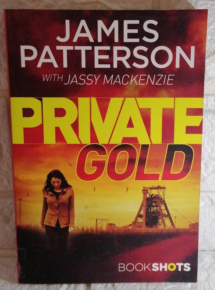 Front Cover Of Private Gold (James Patterson)