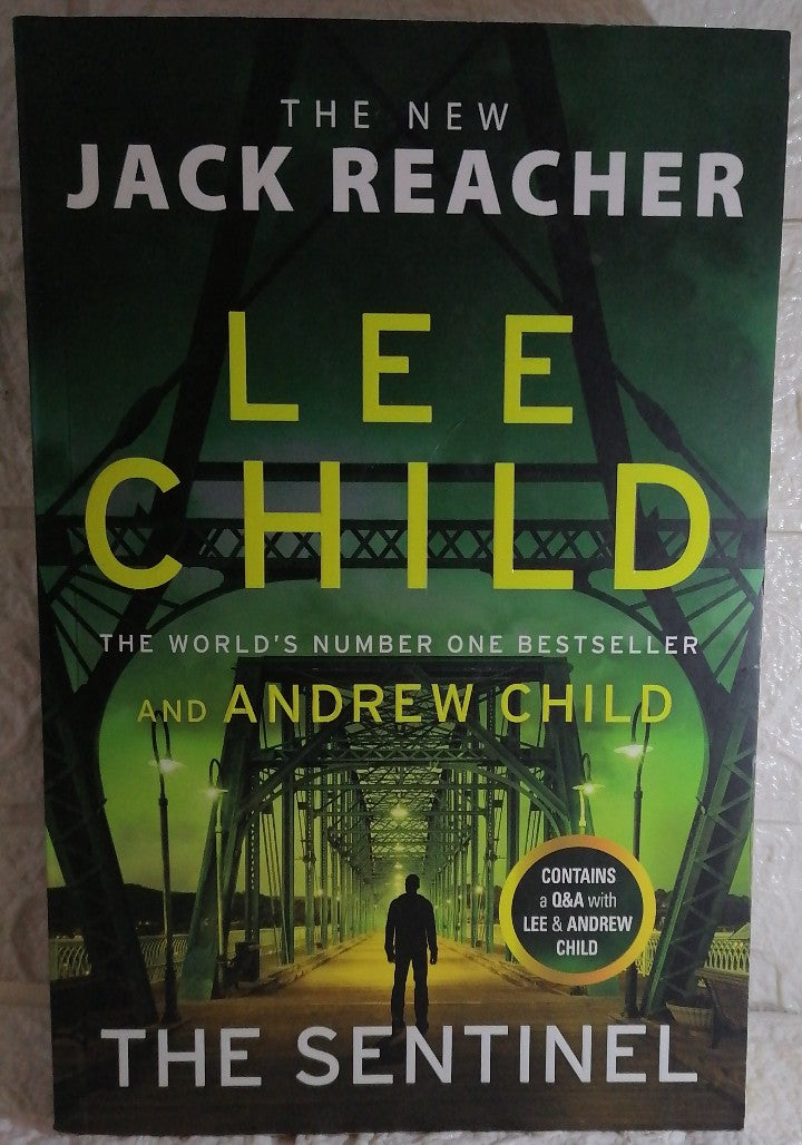 Front Cover Of The Sentinel (Jack Reacher #25) (Lee Child)