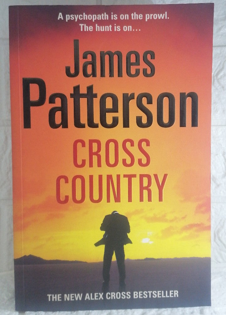 Front Cover Of Cross Country (Alex Cross, #14) (James Patterson)