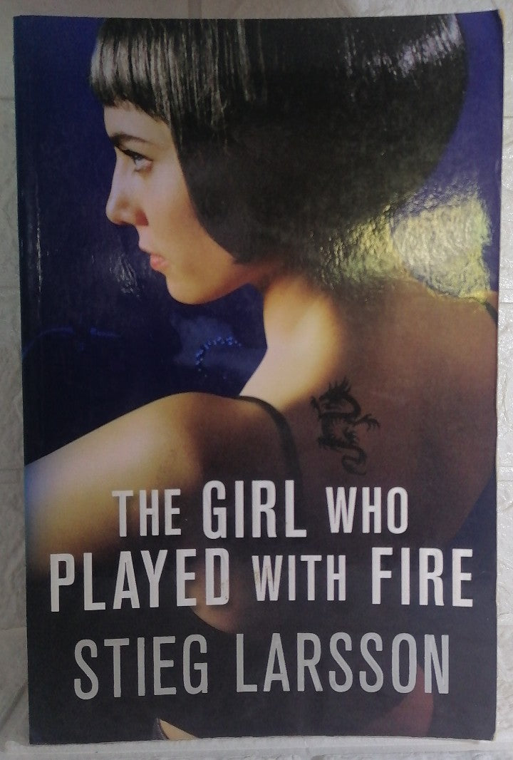 Front Cover Of The Girl Who Played with Fire (Millennium, #2) (Stieg Larsson)