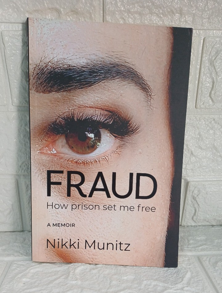 Front Cover Of Fraud (Nikki Munitz)