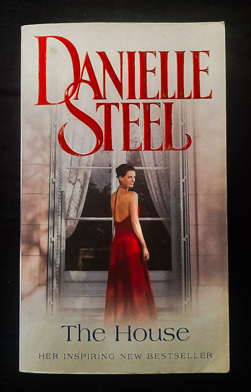 Front Cover Of The House (Danielle Steel
)