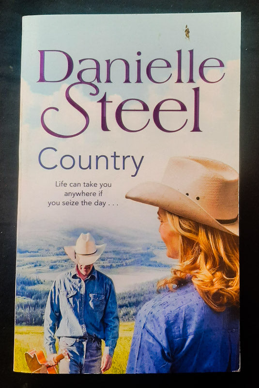 Front Cover Of Country (Danielle Steel
)
