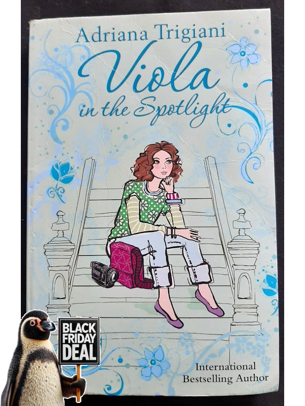 Viola In The Spotlight (Viola #2) (Trigiani, Adriana)