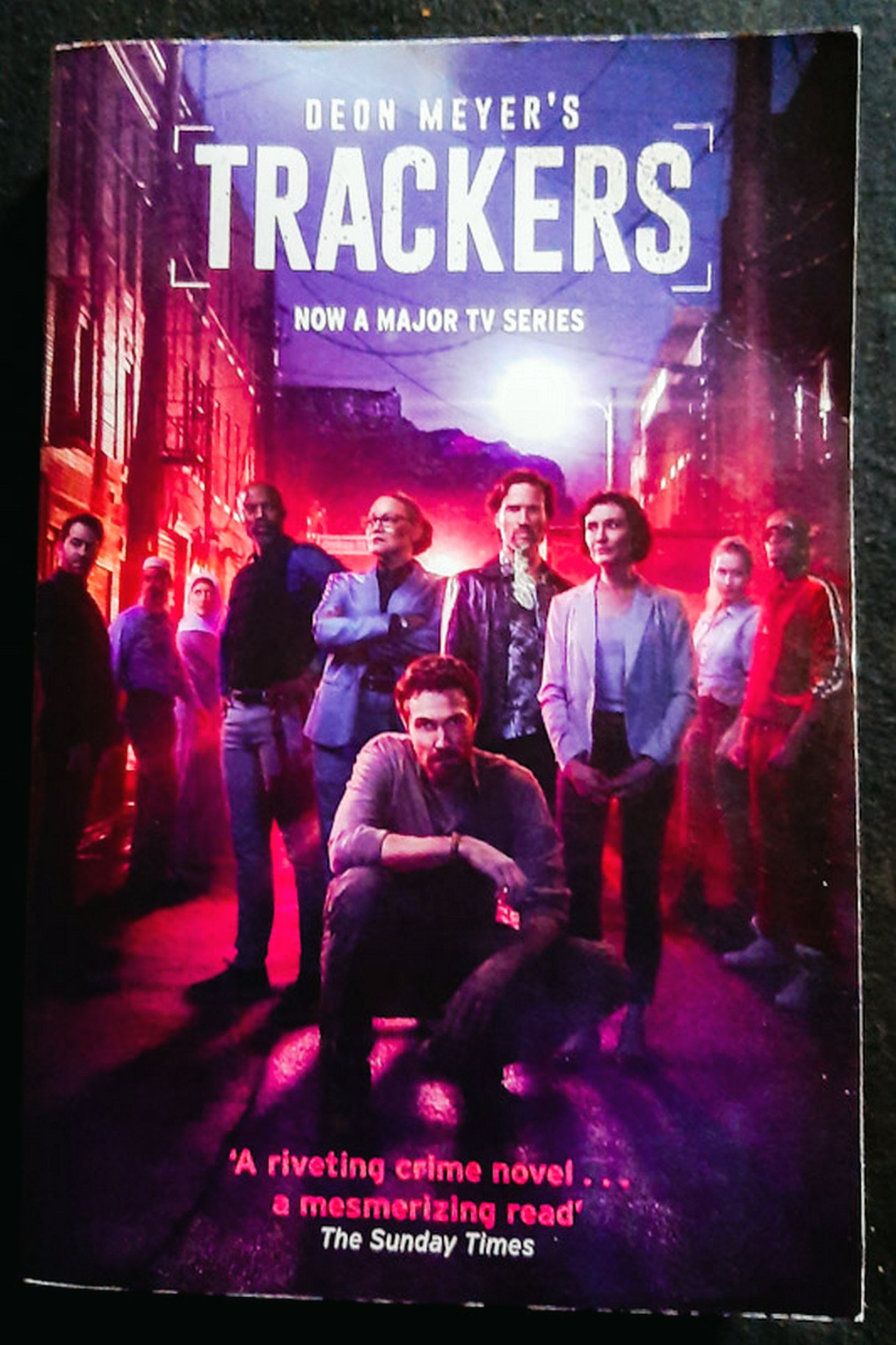 Front Cover Of Trackers (Lemmer #2) (Deon Meyer)