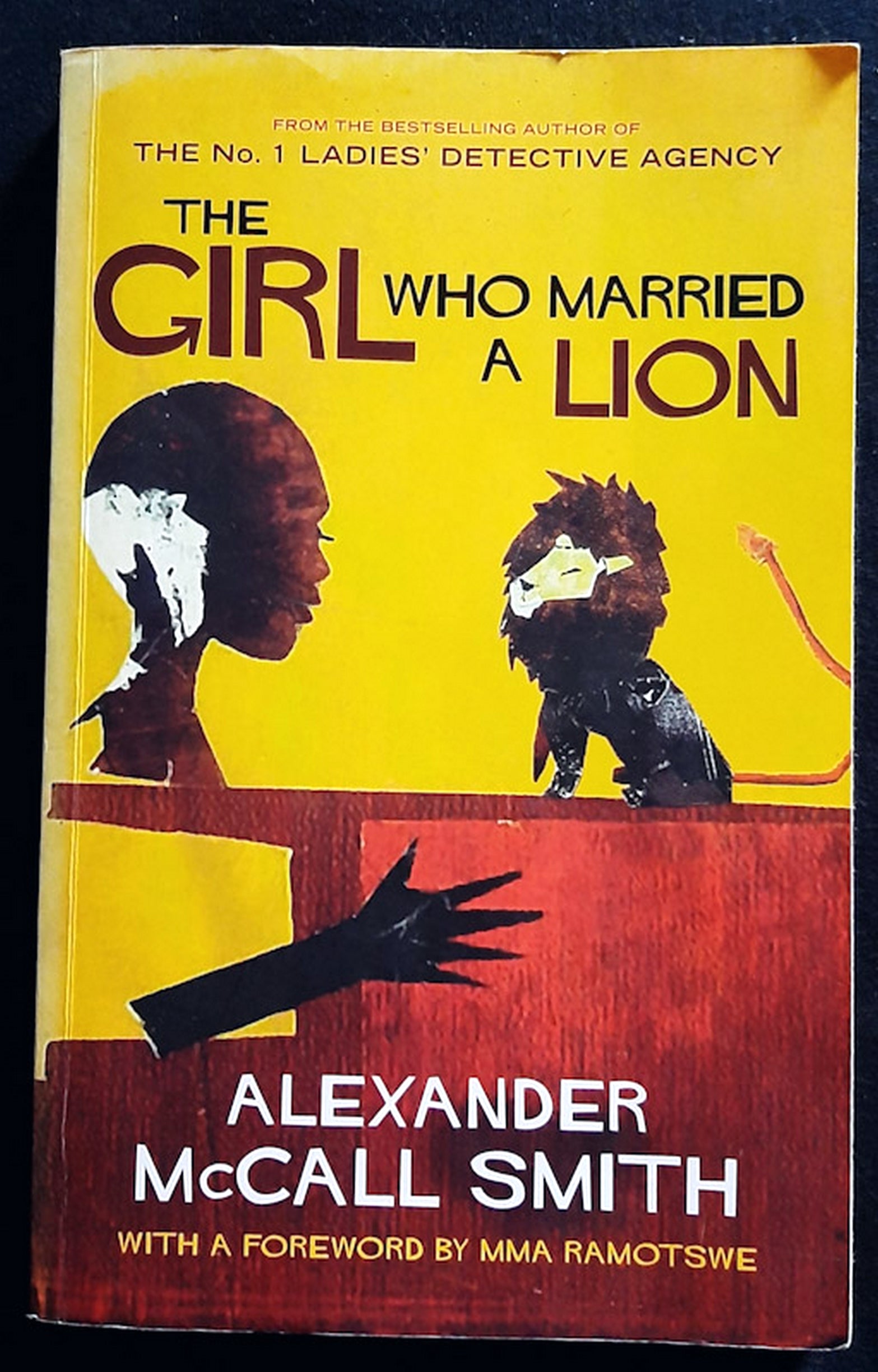 Front Cover Of The Girl Who Married a Lion (Alexander McCall Smith)