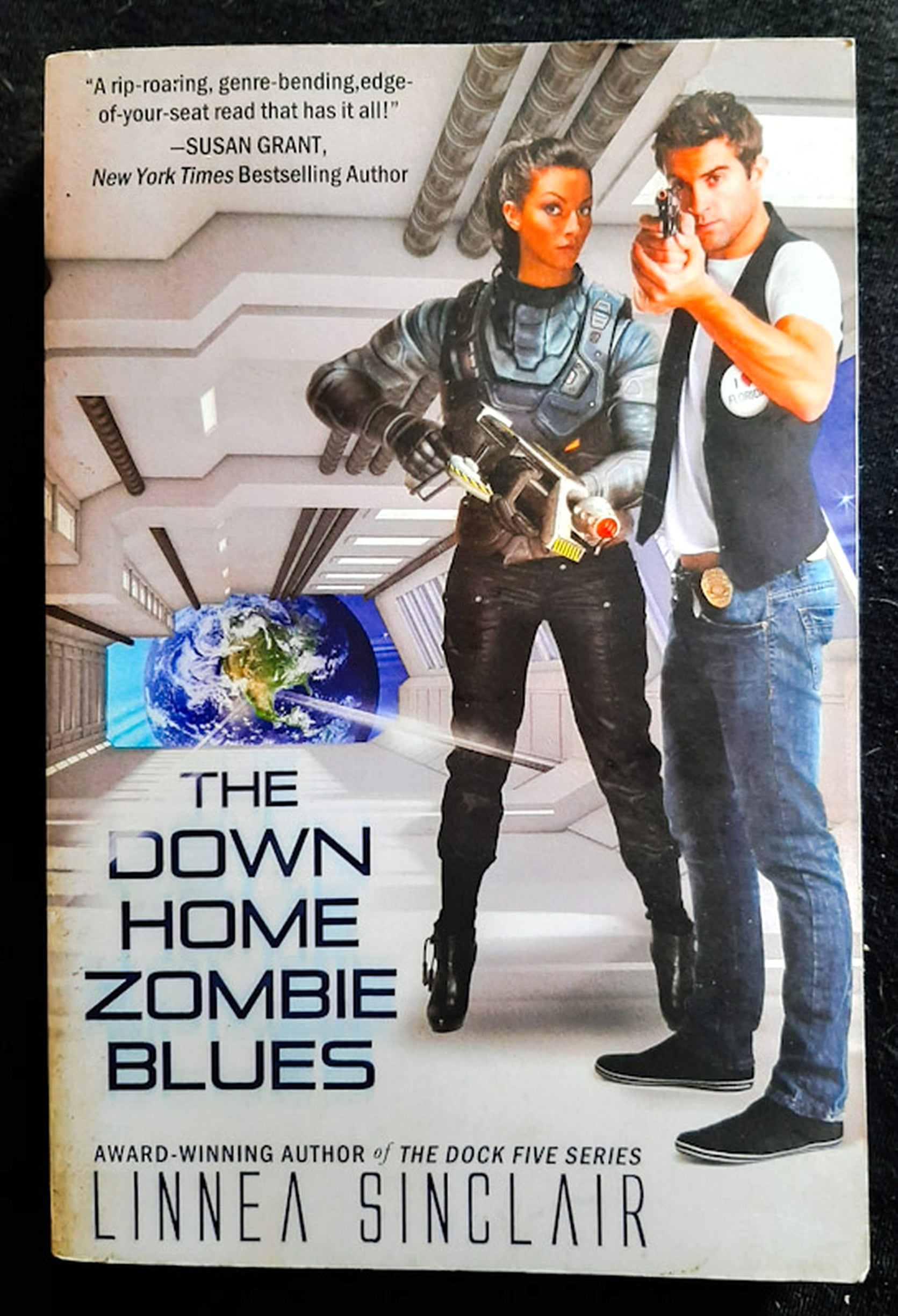Front Cover Of The Down Home Zombie Blues (Linnea Sinclair)