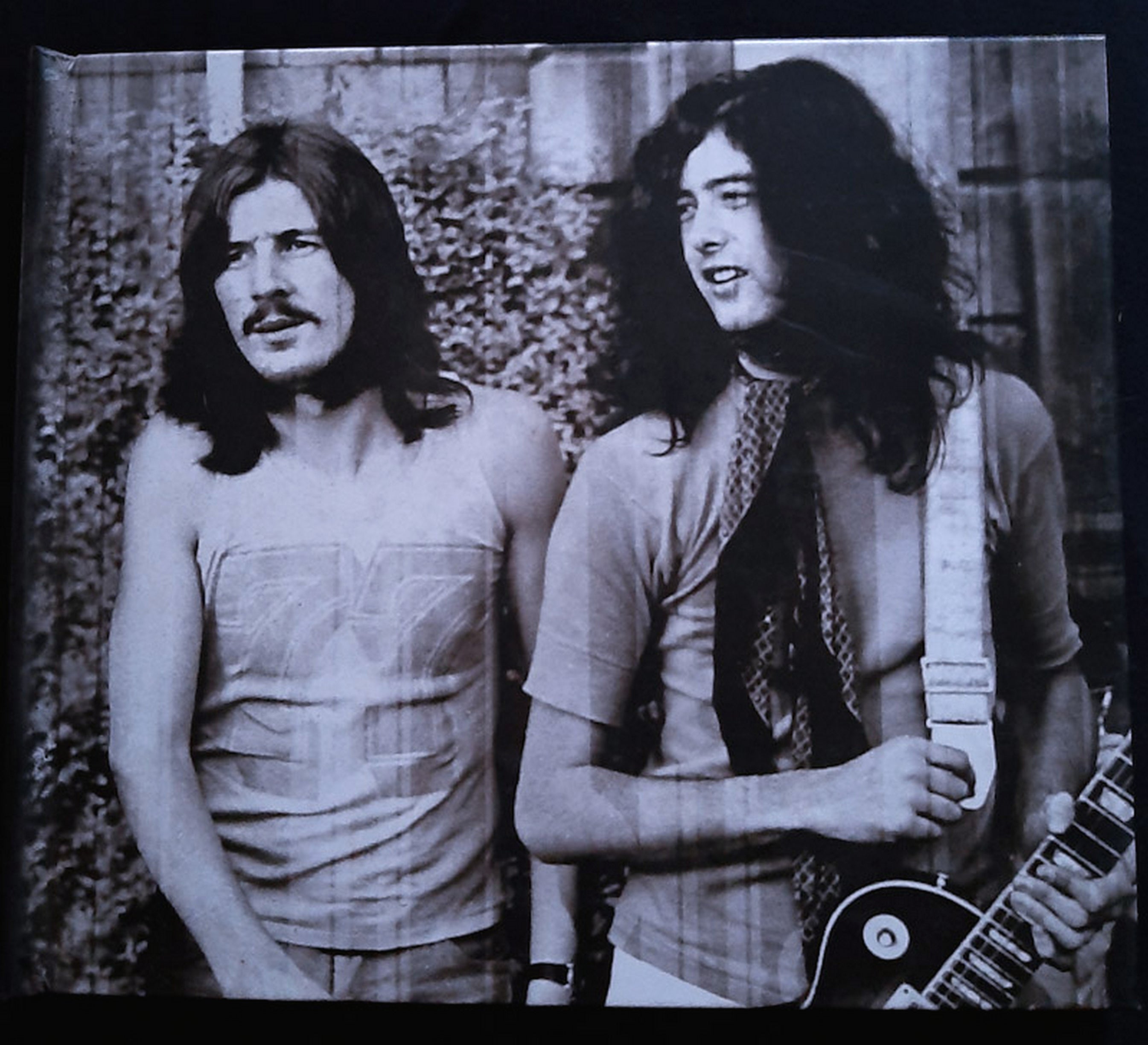 Front Cover Of Treasures of Led Zeppelin (Chris Welch)