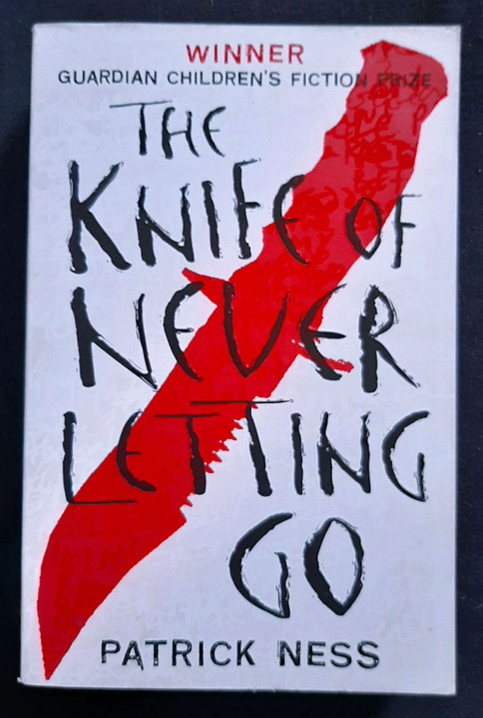 Front Cover Of The Knife of Never Letting Go (Chaos Walking #1) (Patrick Ness)