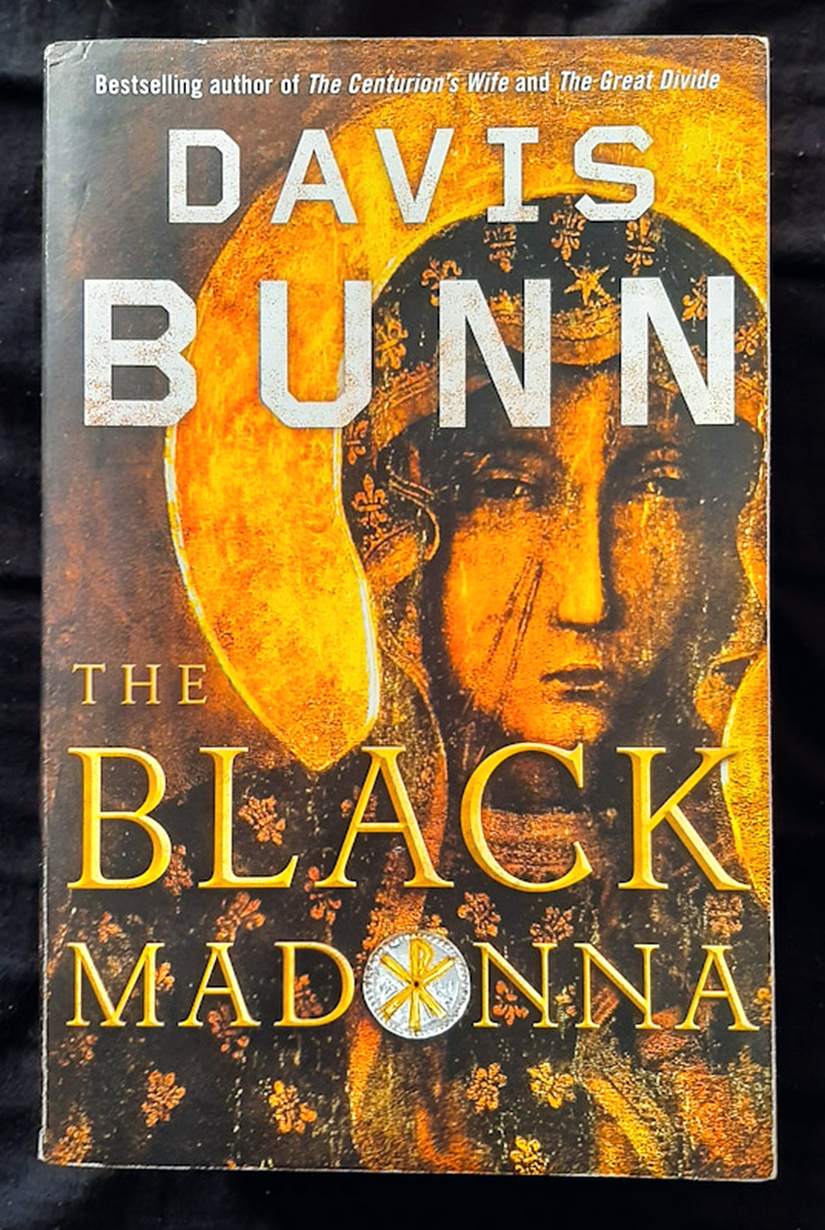 Front Cover Of The Black Madonna (Storm Syrrell #2) (Davis Bunn)