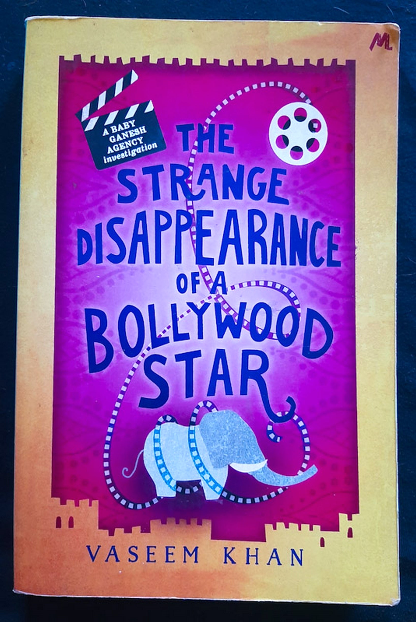 Front Cover Of The Strange Disappearance of a Bollywood Star (Baby Ganesh Agency Investigation #3) (Vaseem Khan)