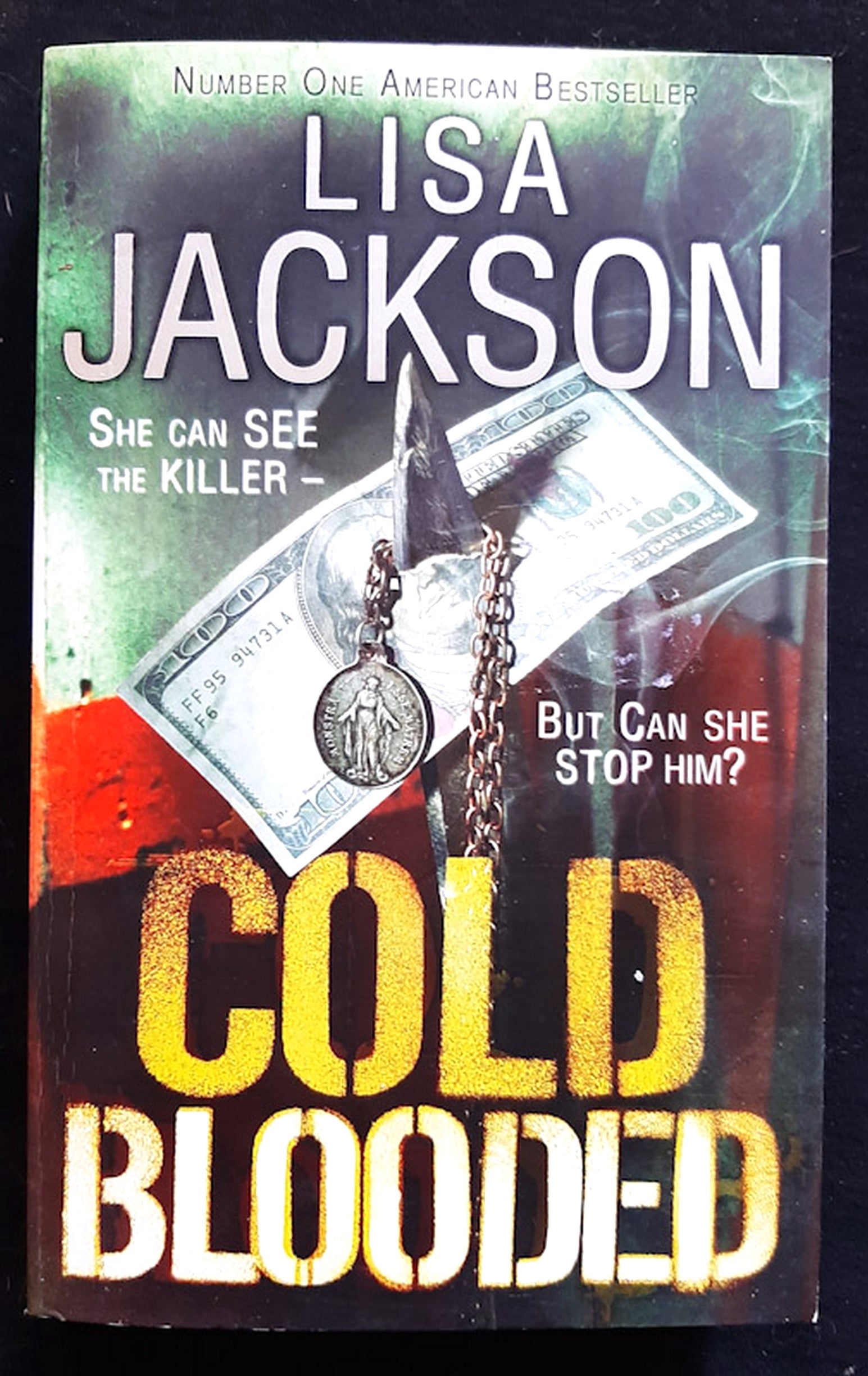 Front Cover Of Cold Blooded (New Orleans #2) (Lisa Jackson)