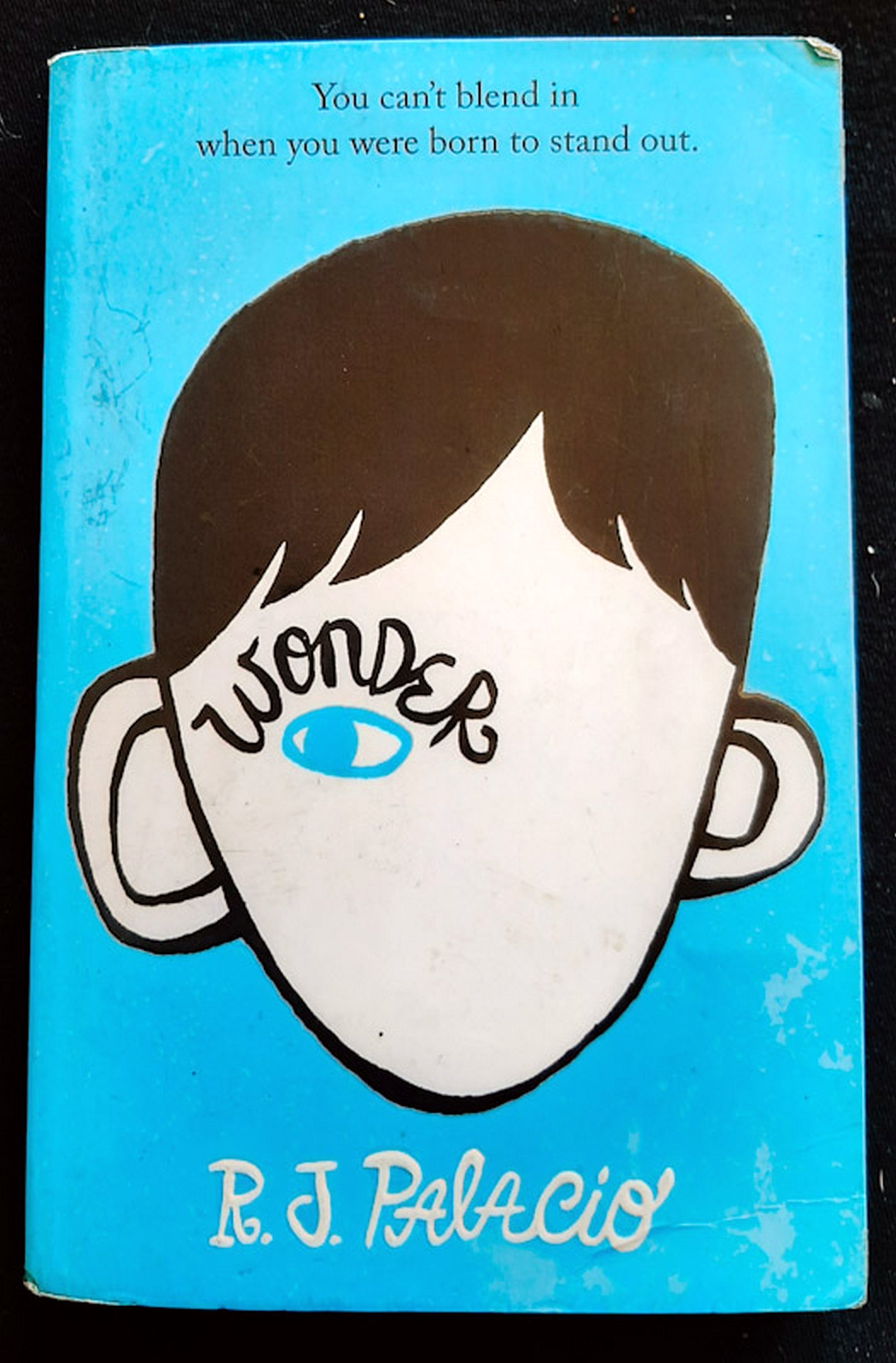 Front Cover Of Wonder (Wonder #1) (R.J. Palacio)