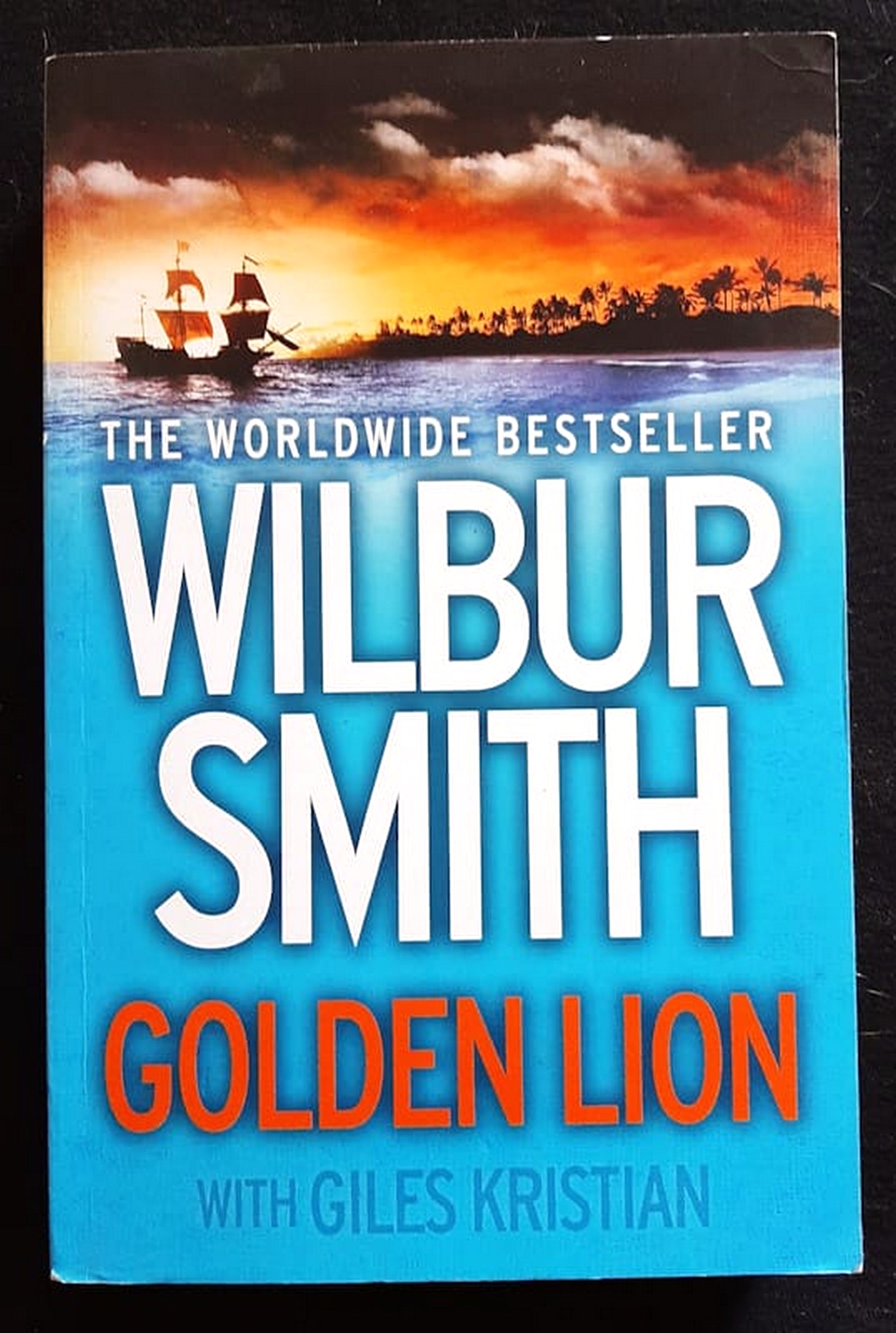 Front Cover Of The Golden Lion (Courtney #14) (Wilbur Smith)
