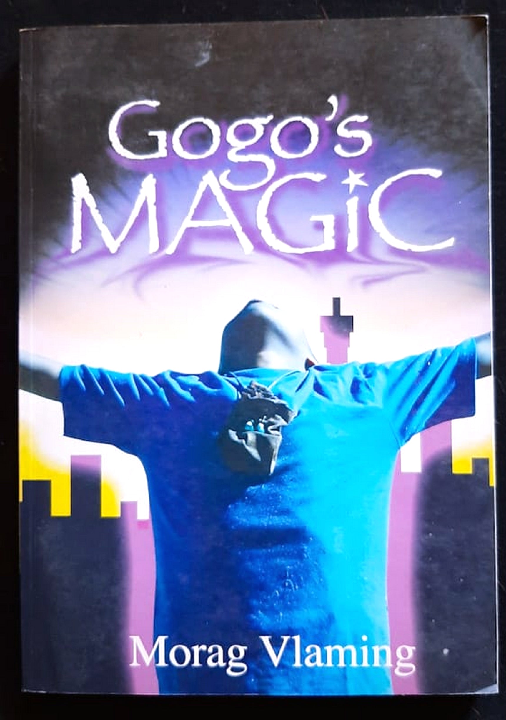 Front Cover Of Gogo's Magic (Morag Vlaming)