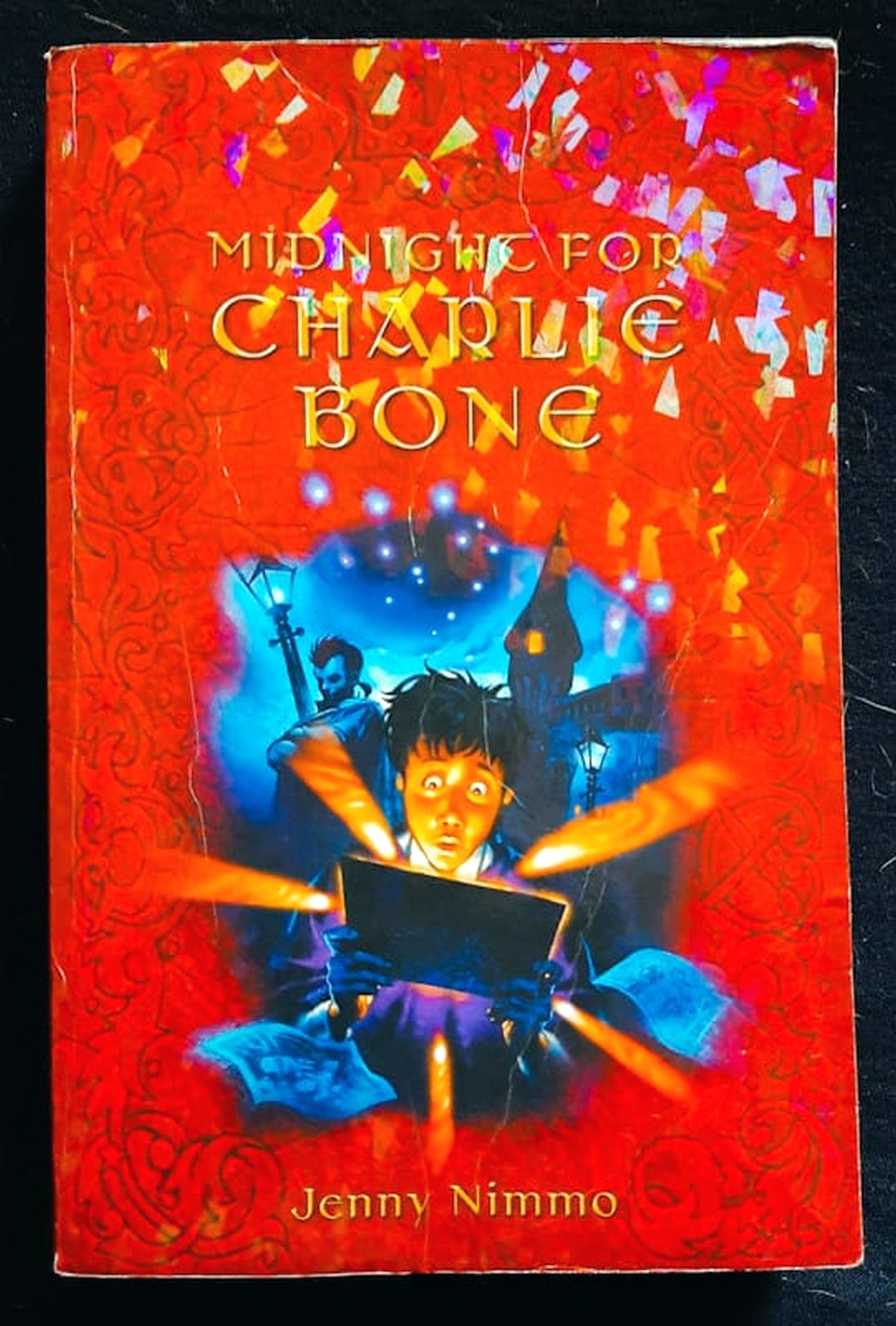 Front Cover Of Midnight for Charlie Bone (The Children of the Red King #1) (Jenny Nimmo)