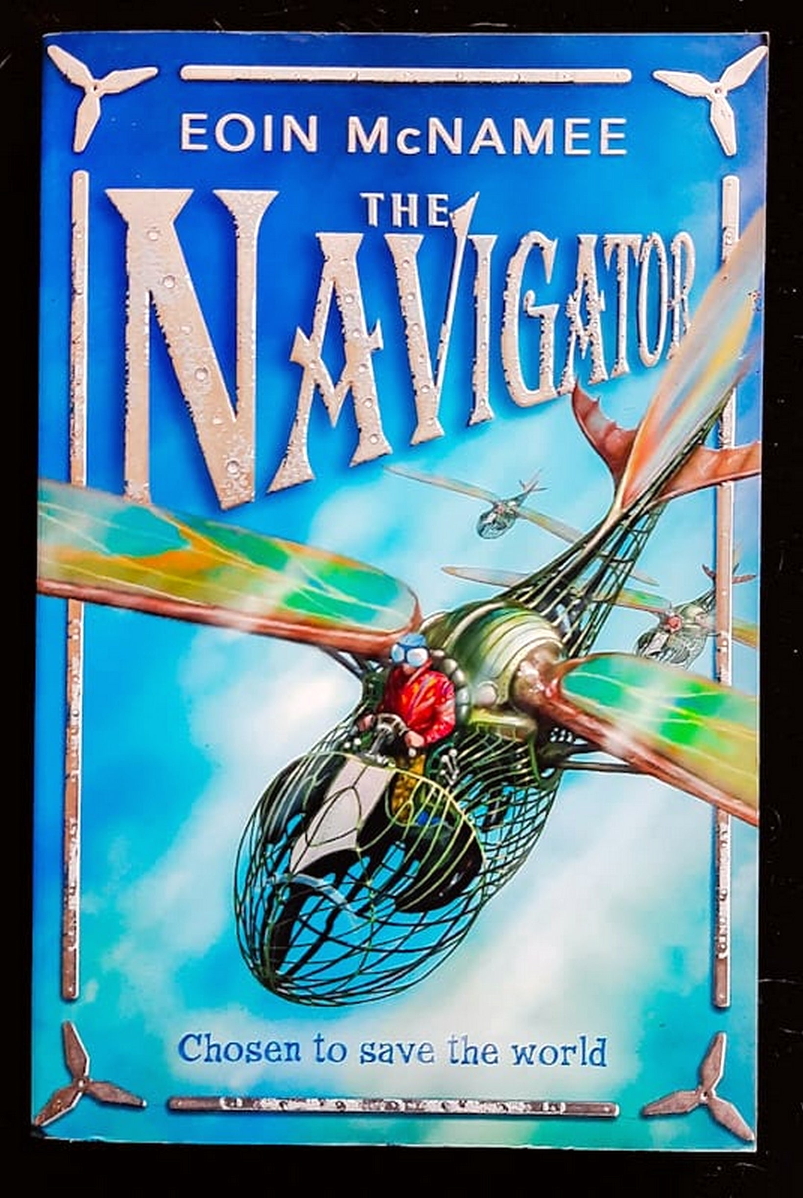 Front Cover Of The Navigator (The Navigator Trilogy #1) (Eoin McNamee)