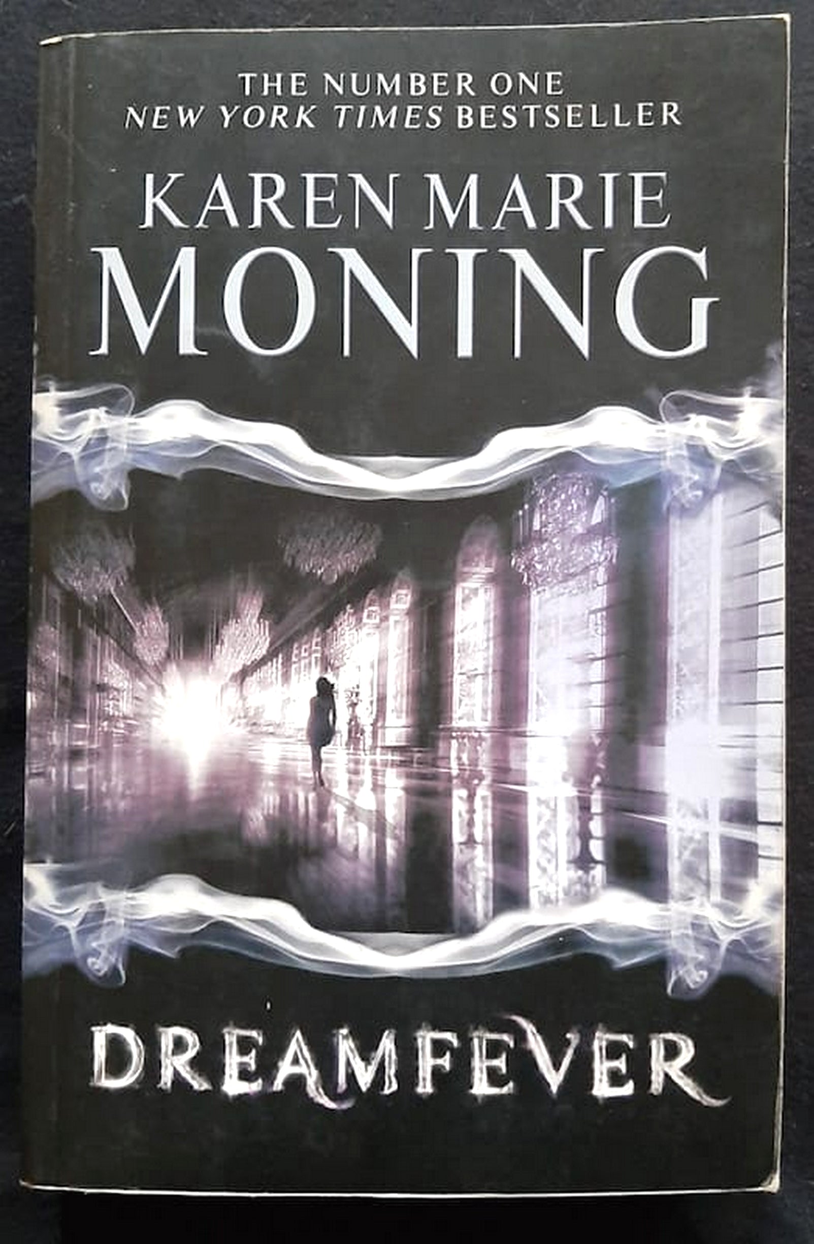 Front Cover Of Dreamfever (Fever #4) (Karen Marie Moning)