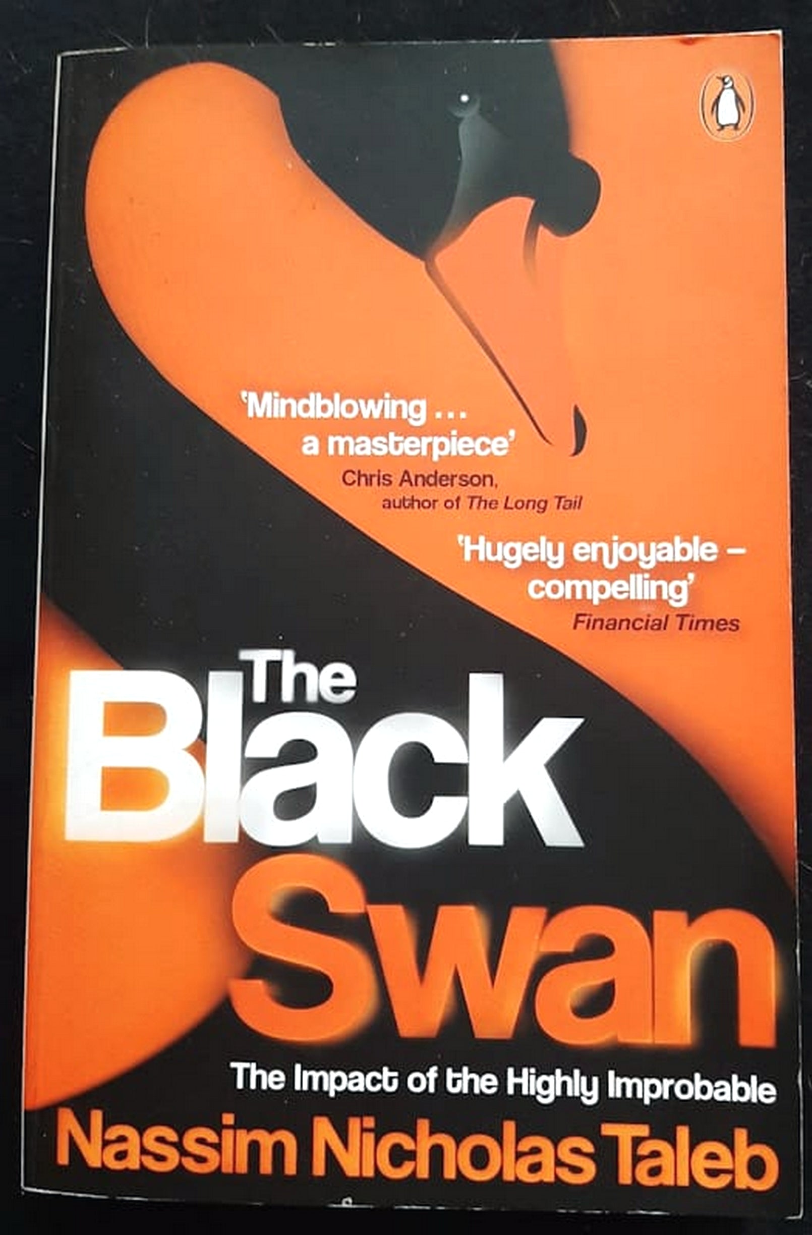 Front Cover Of The Black Swan: The Impact of the Highly Improbable (Incerto #2) (Nassim Nicholas Taleb)