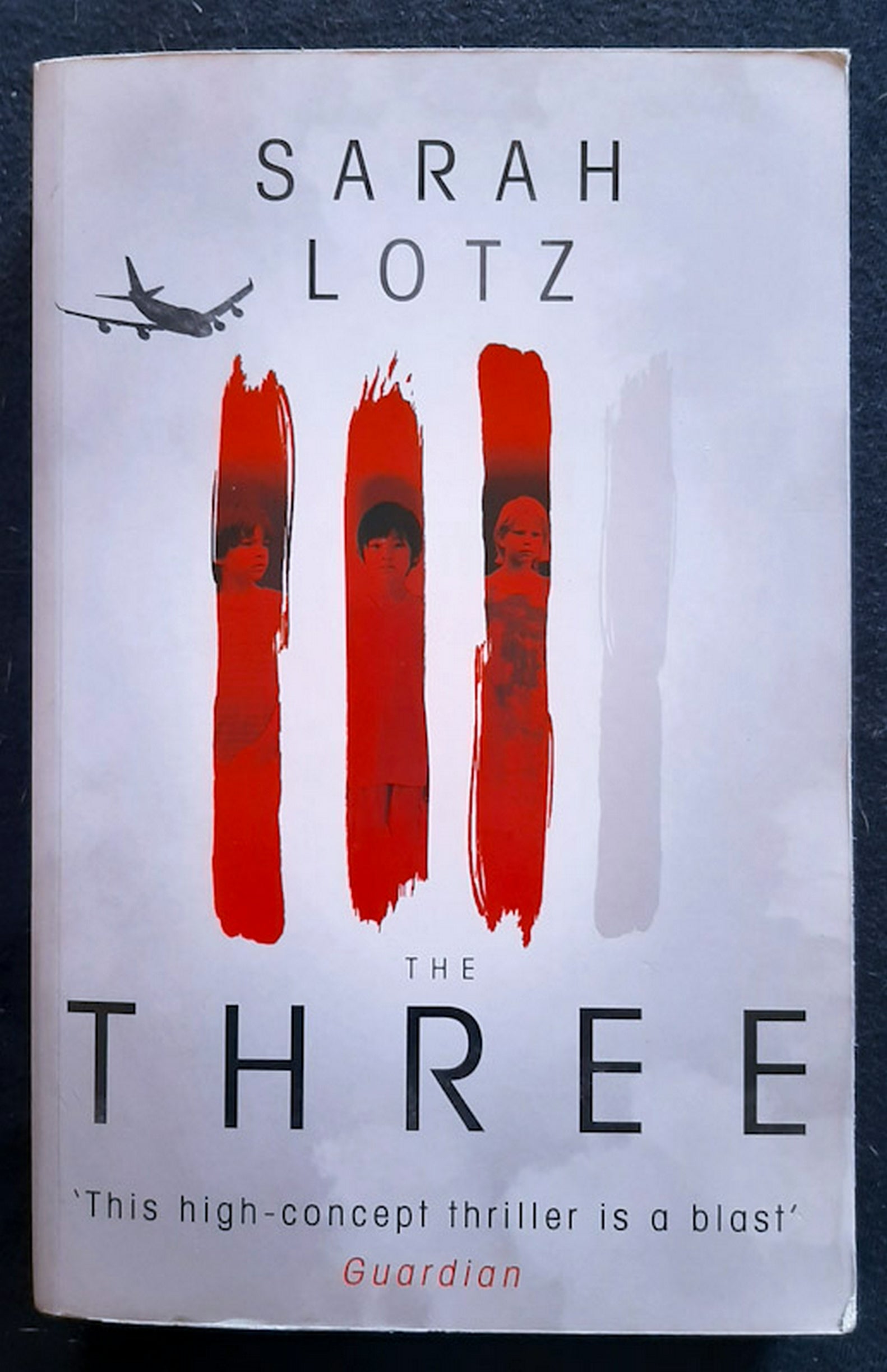 Front Cover Of The Three (The Three #1) (Sarah Lotz)