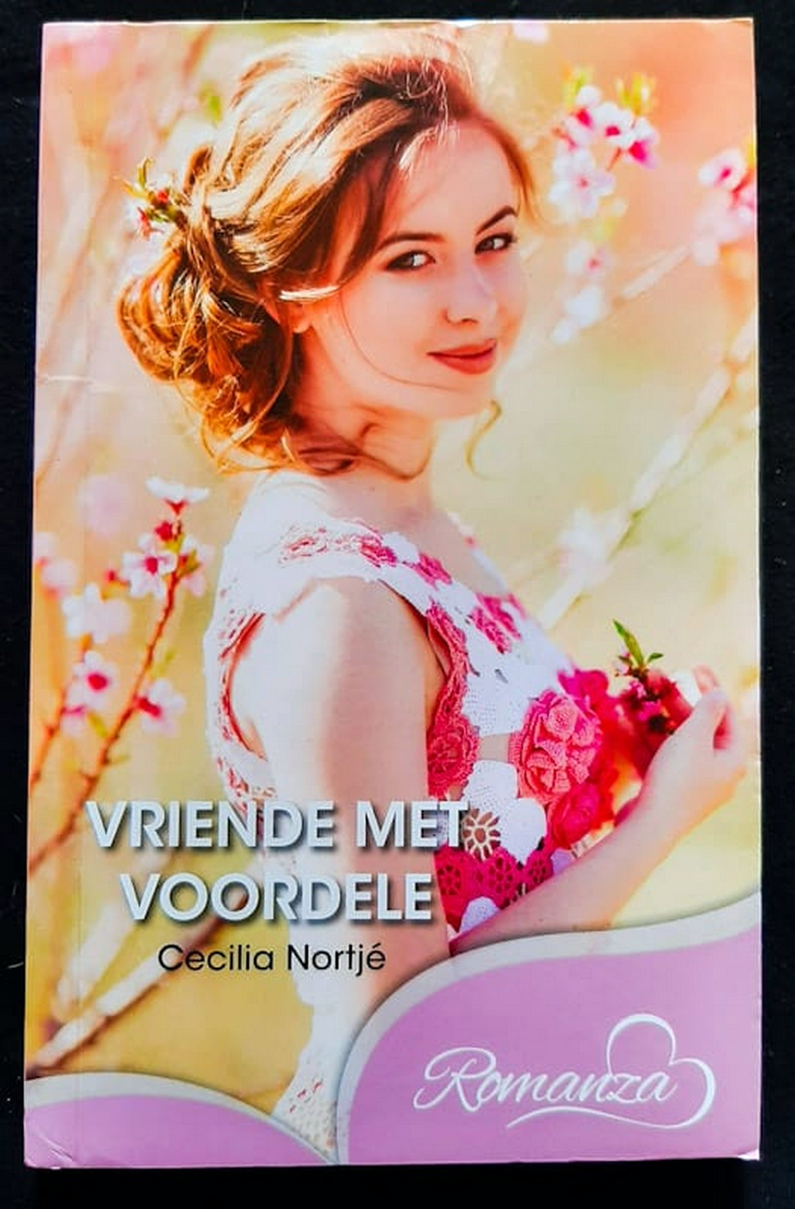 Front Cover Of Bestselling Book Vriende Met Voordele (Cecilia Nortj�ï
