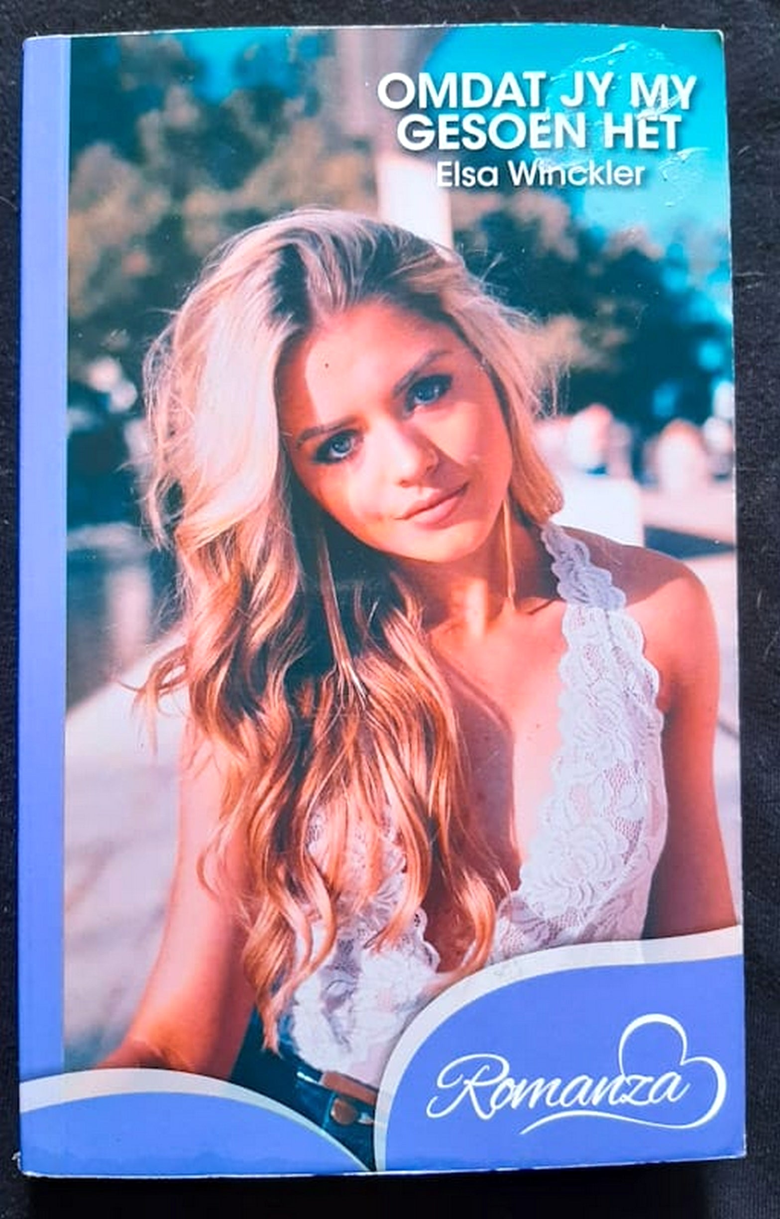 Front Cover Of Bestselling Book Omdat Jy My Gesoen Het (Elsa Winckler
)