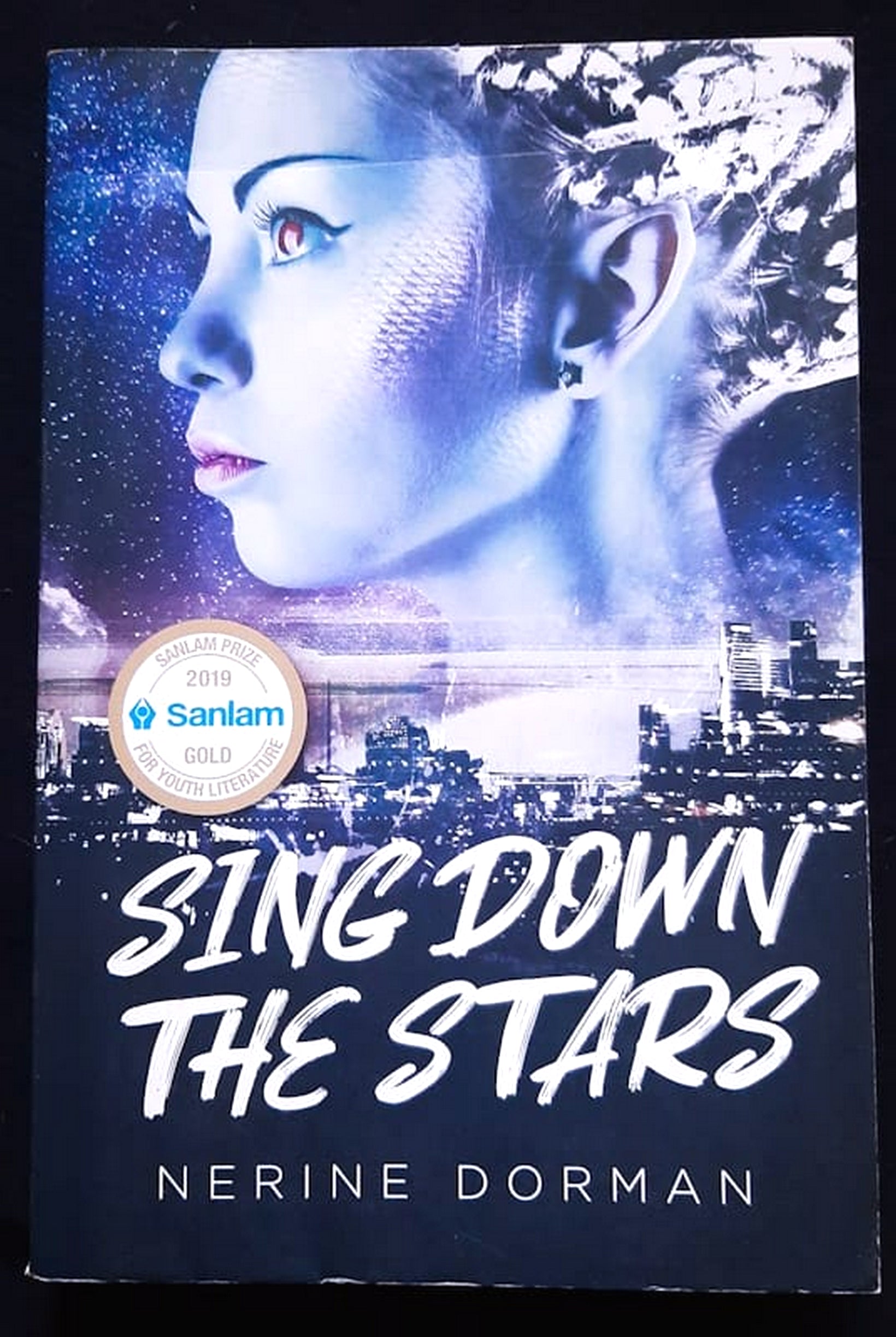 Front Cover Of Sing down the Stars (Nerine Dorman)