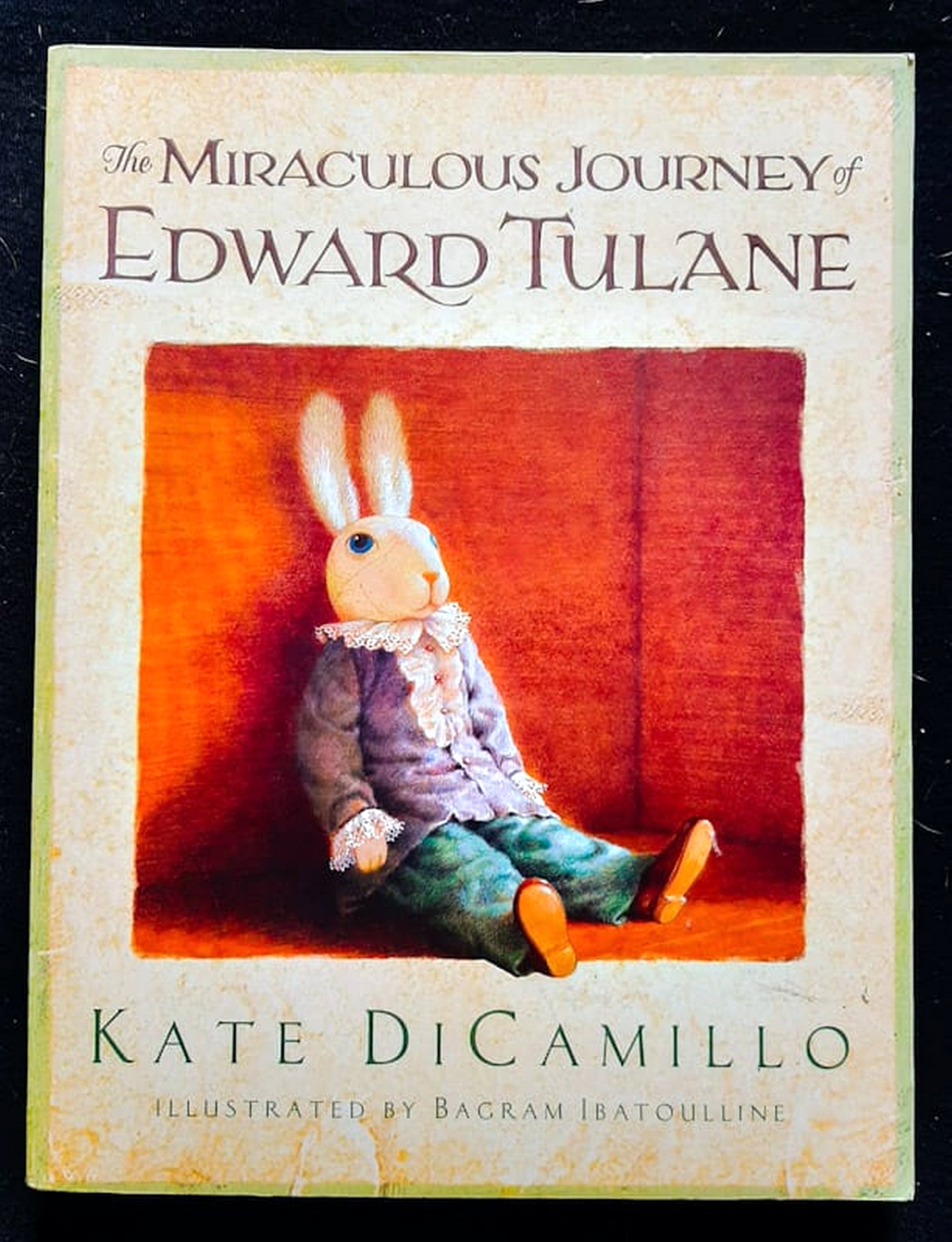 Front Cover Of Bestselling Book The Miraculous Journey Of Edward Tulane (Kate Dicamillo
)