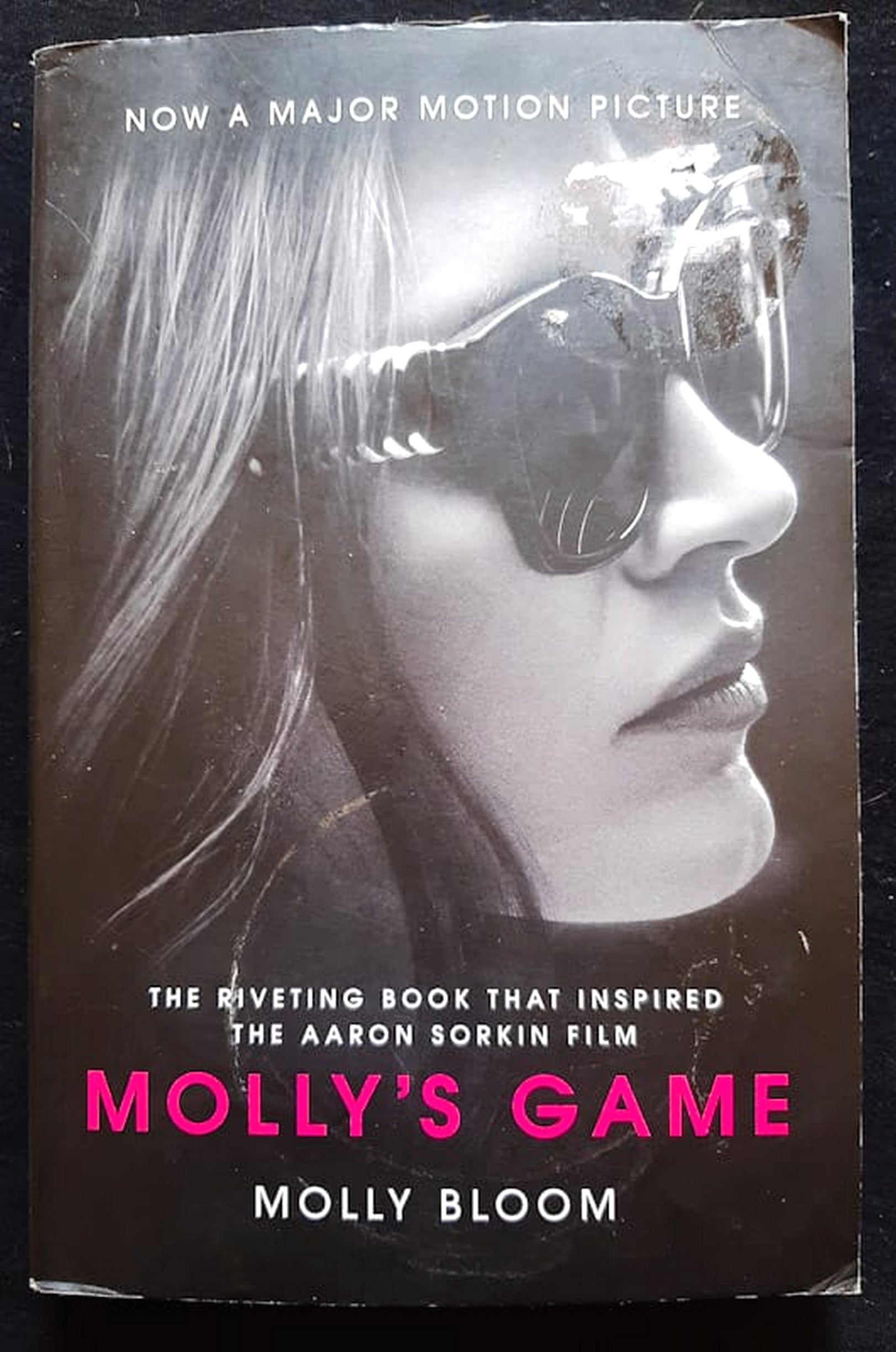 Front Cover Of Bestselling Book Molly'S Game (Molly Bloom
)