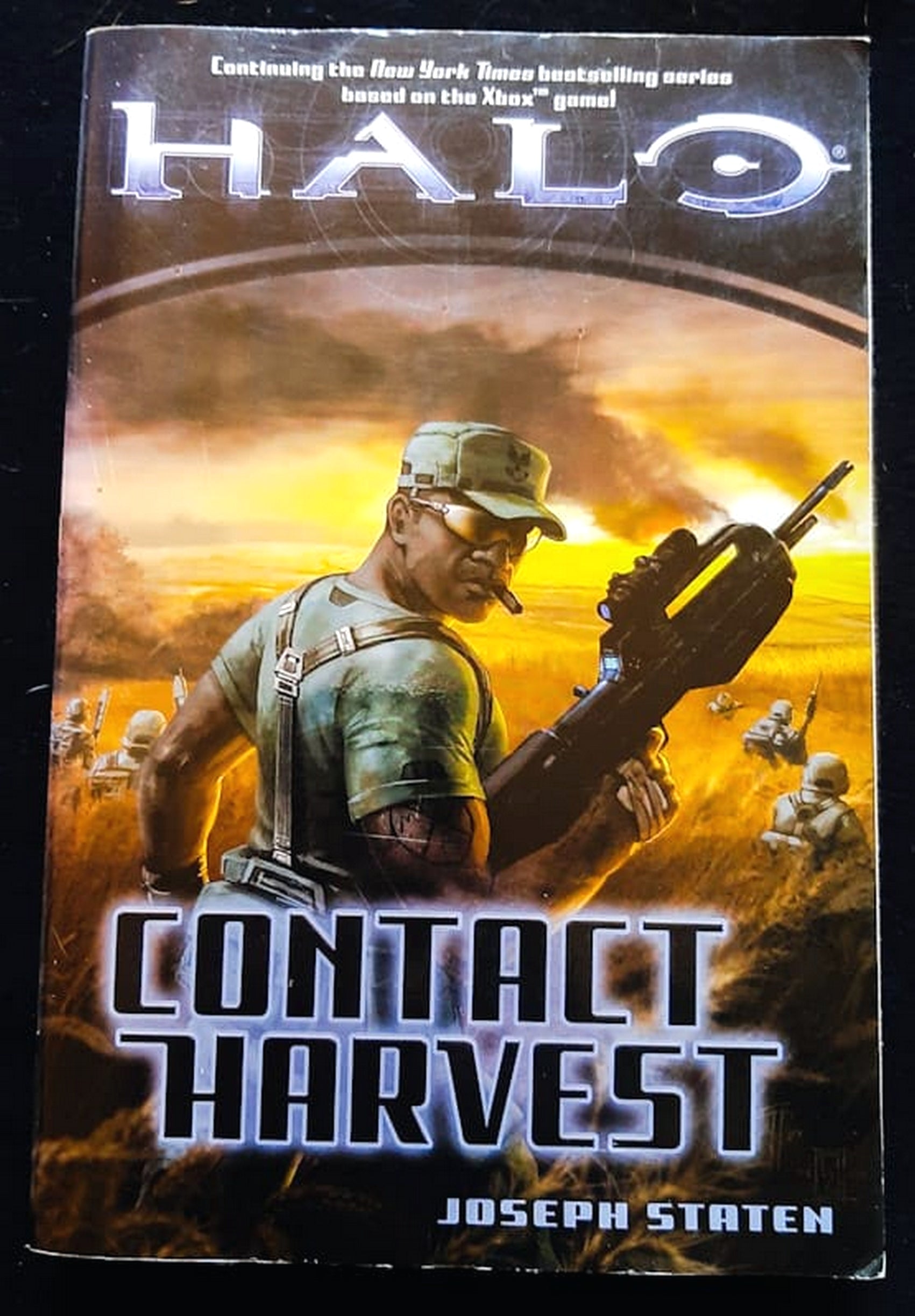 Front Cover Of Bestselling Book Halo: Contact Harvest (Halo #5) (Joseph Staten
)
