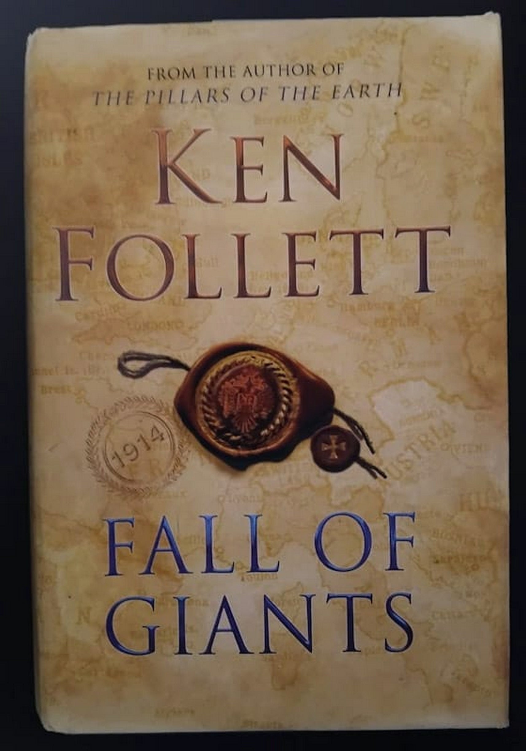 Front Cover Of Bestselling Book Fall Of Giants (The Century Trilogy #1) (Ken Follett
)