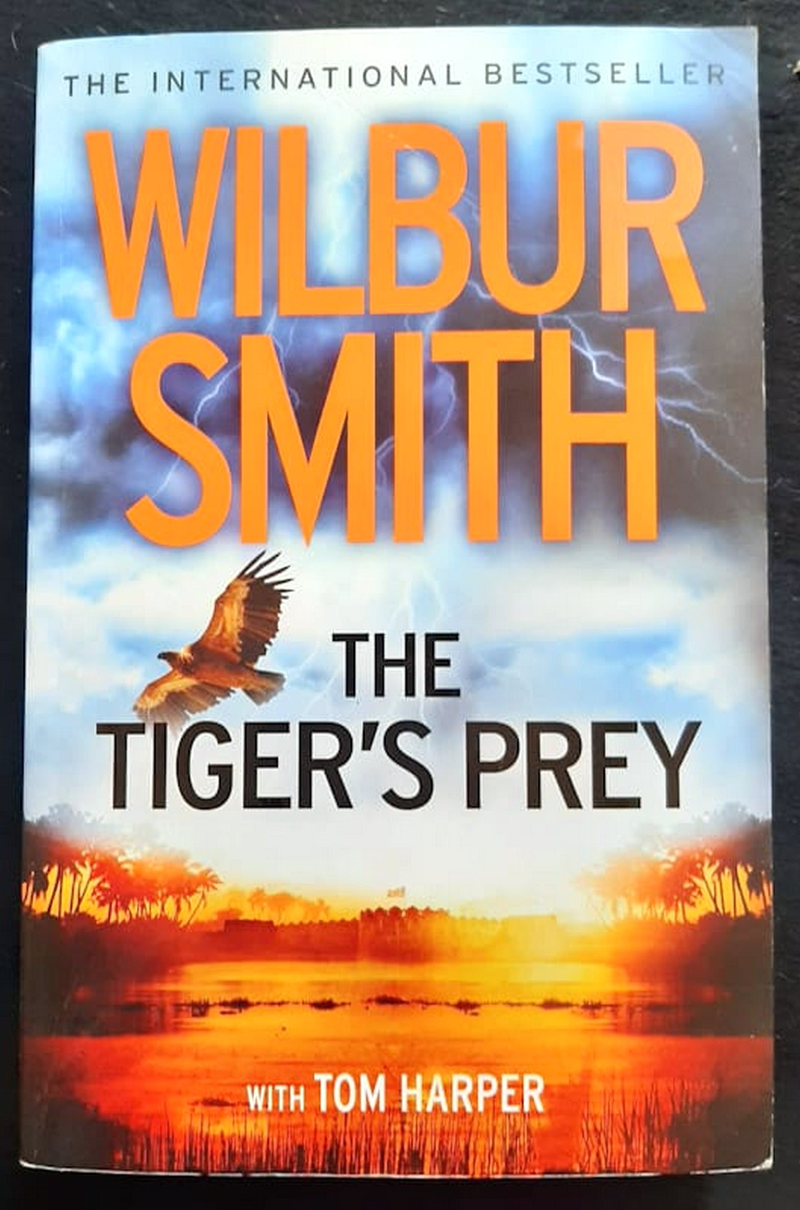 Front Cover Of Bestselling Book The Tiger'S Prey (Courtney Publication Order #16) (Wilbur Smith
)