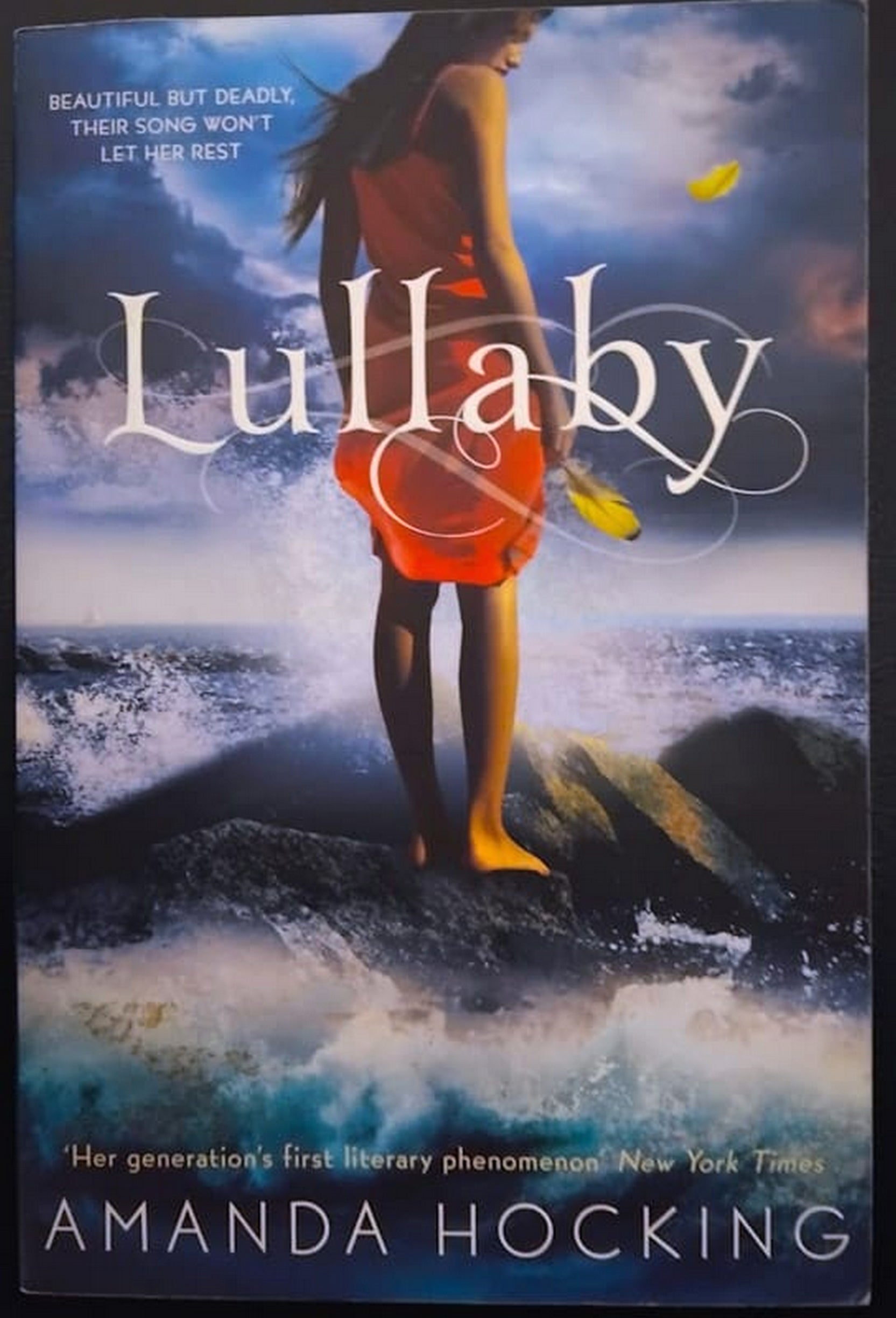 Front Cover Of Bestselling Book Lullaby (Watersong #2) (Amanda Hocking
)