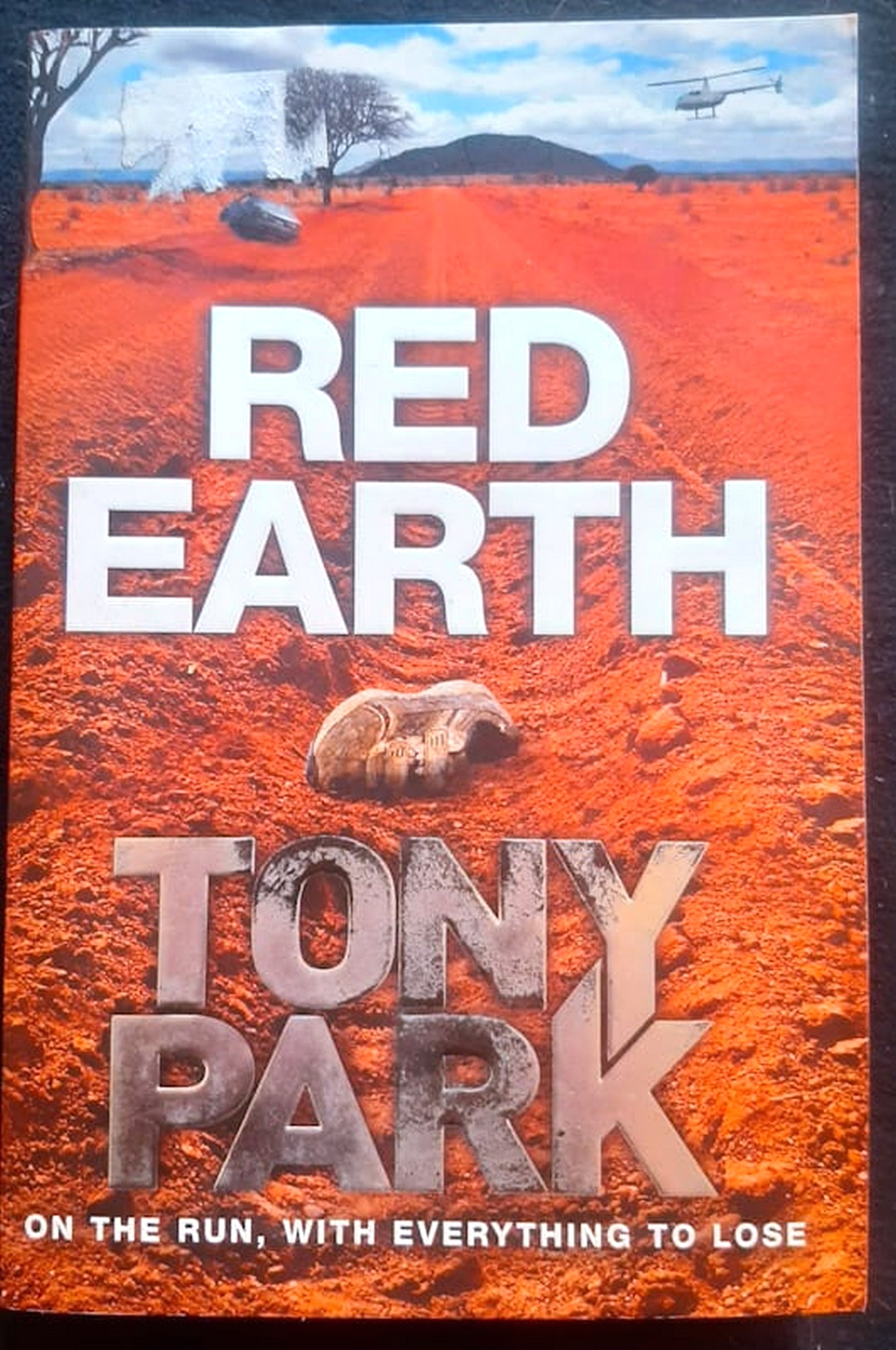 Front Cover Of Bestselling Book Red Earth (Tony Park
)