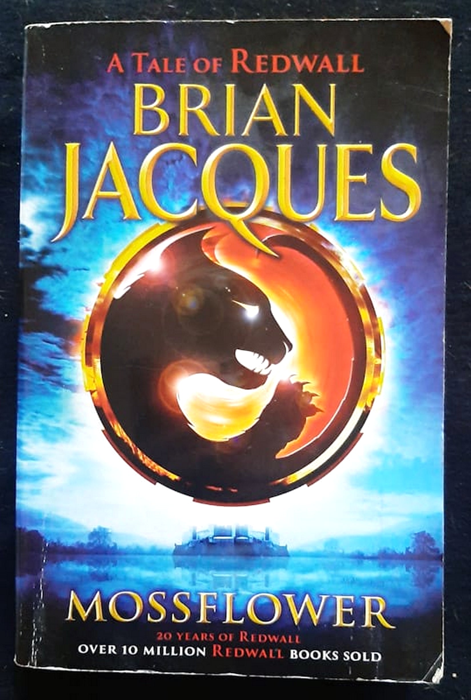 Front Cover Of Bestselling Book Mossflower (Redwall #2) (Brian Jacques
)