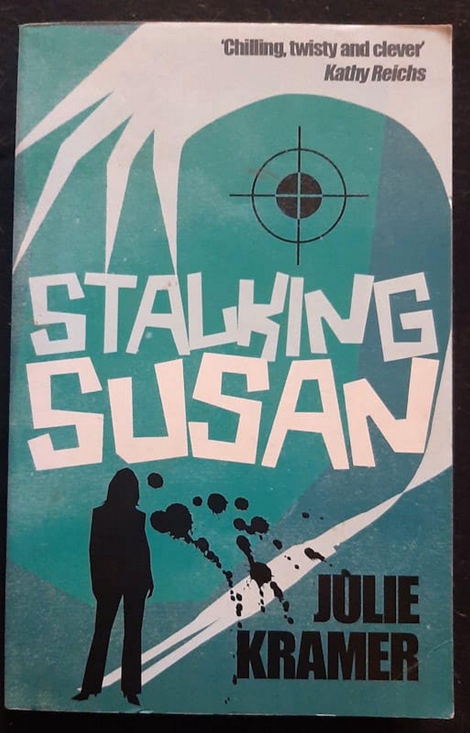 Front Cover Of Bestselling Book Stalking Susan (Riley Spartz #1) (Julie Kramer
)