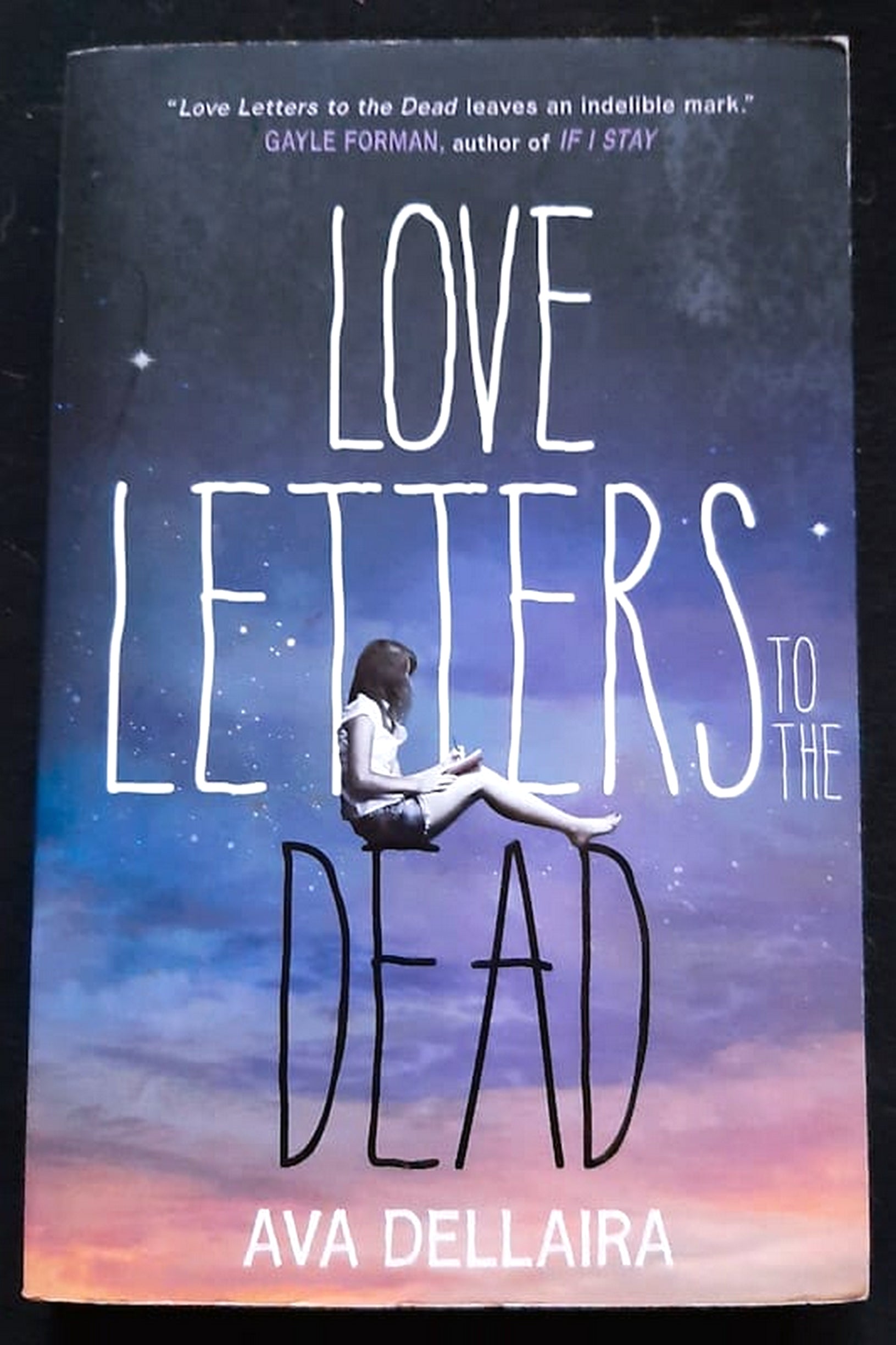 Front Cover Of Bestselling Book Love Letters To The Dead (Ava Dellaira
)