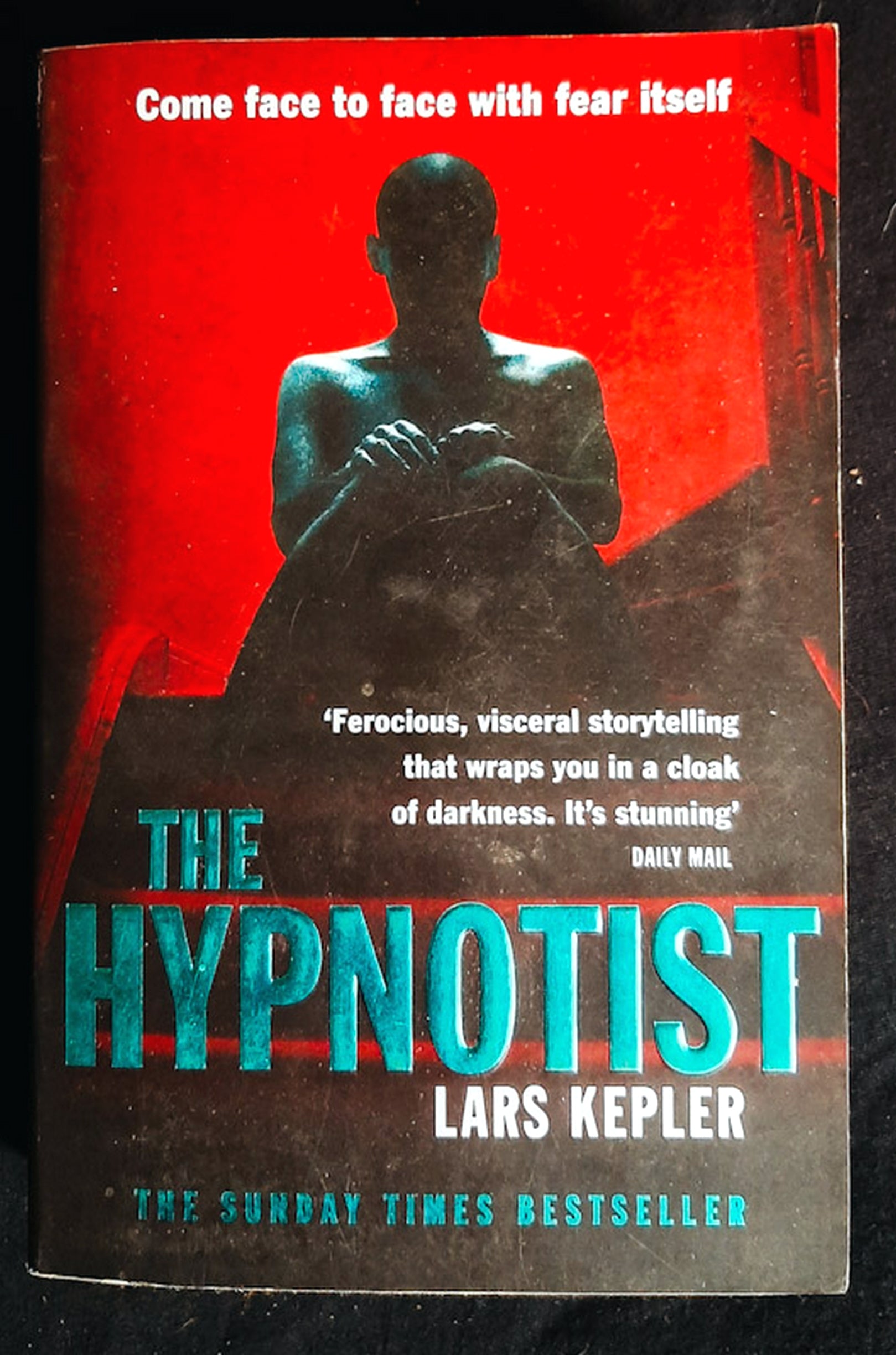 Front Cover Of Bestselling Book The Hypnotist (Joona Linna #1) (Lars Kepler
)