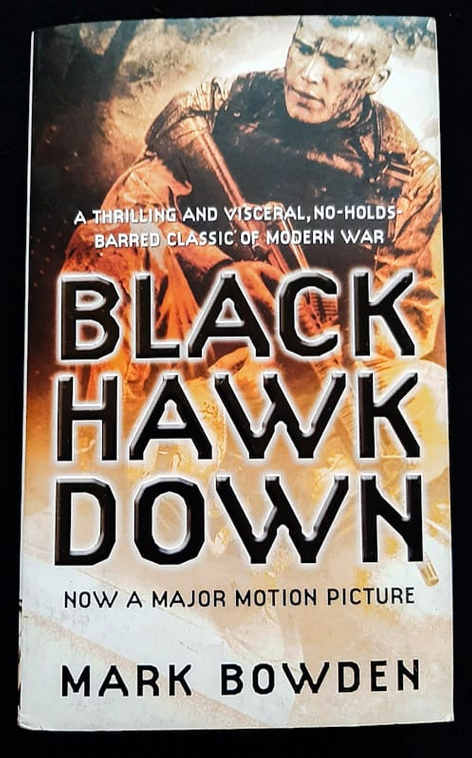 Front Cover Of Bestselling Book Black Hawk Down (Mark Bowden
)