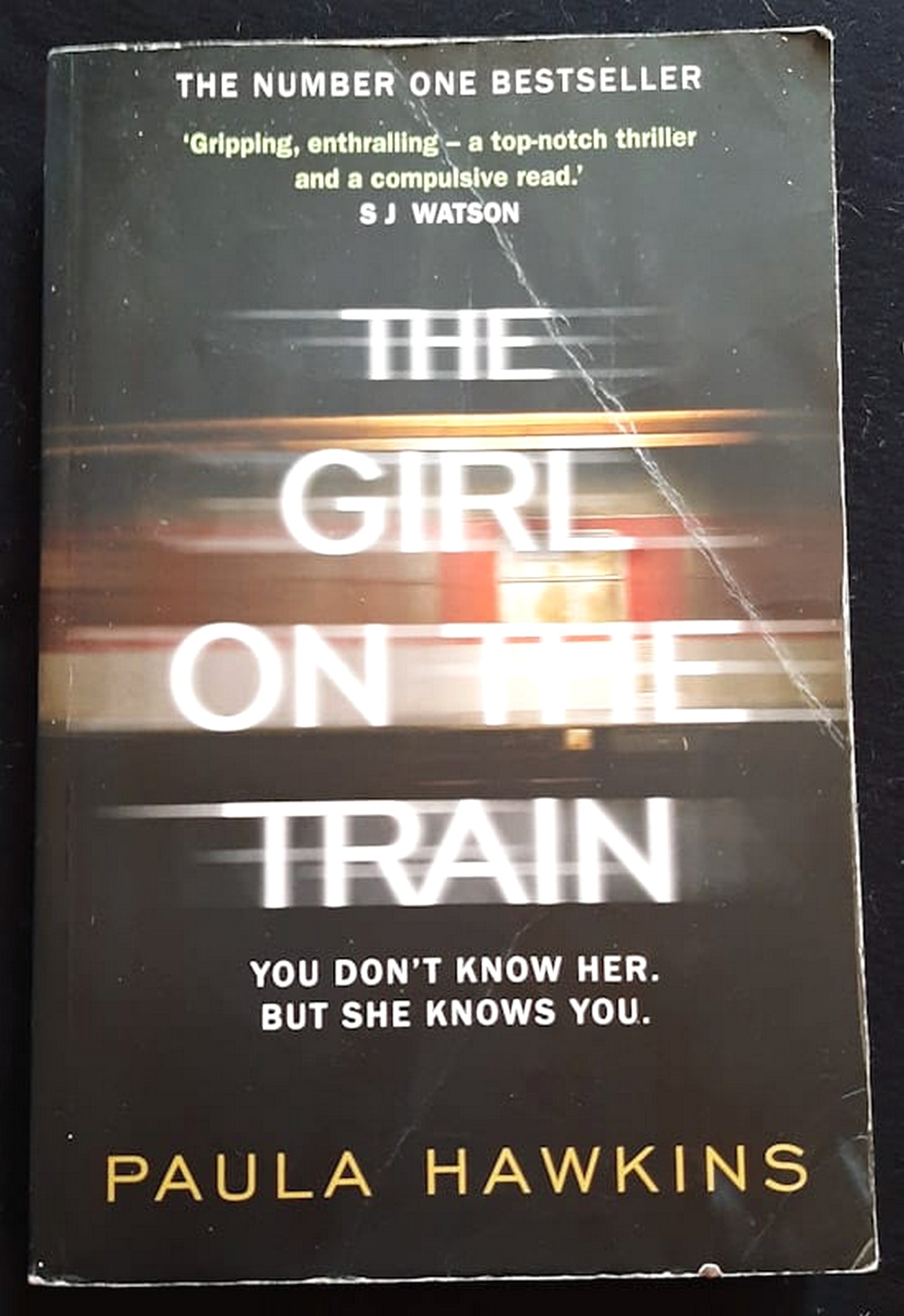Front Cover Of Bestselling Book The Girl On The Train (Paula Hawkins
)