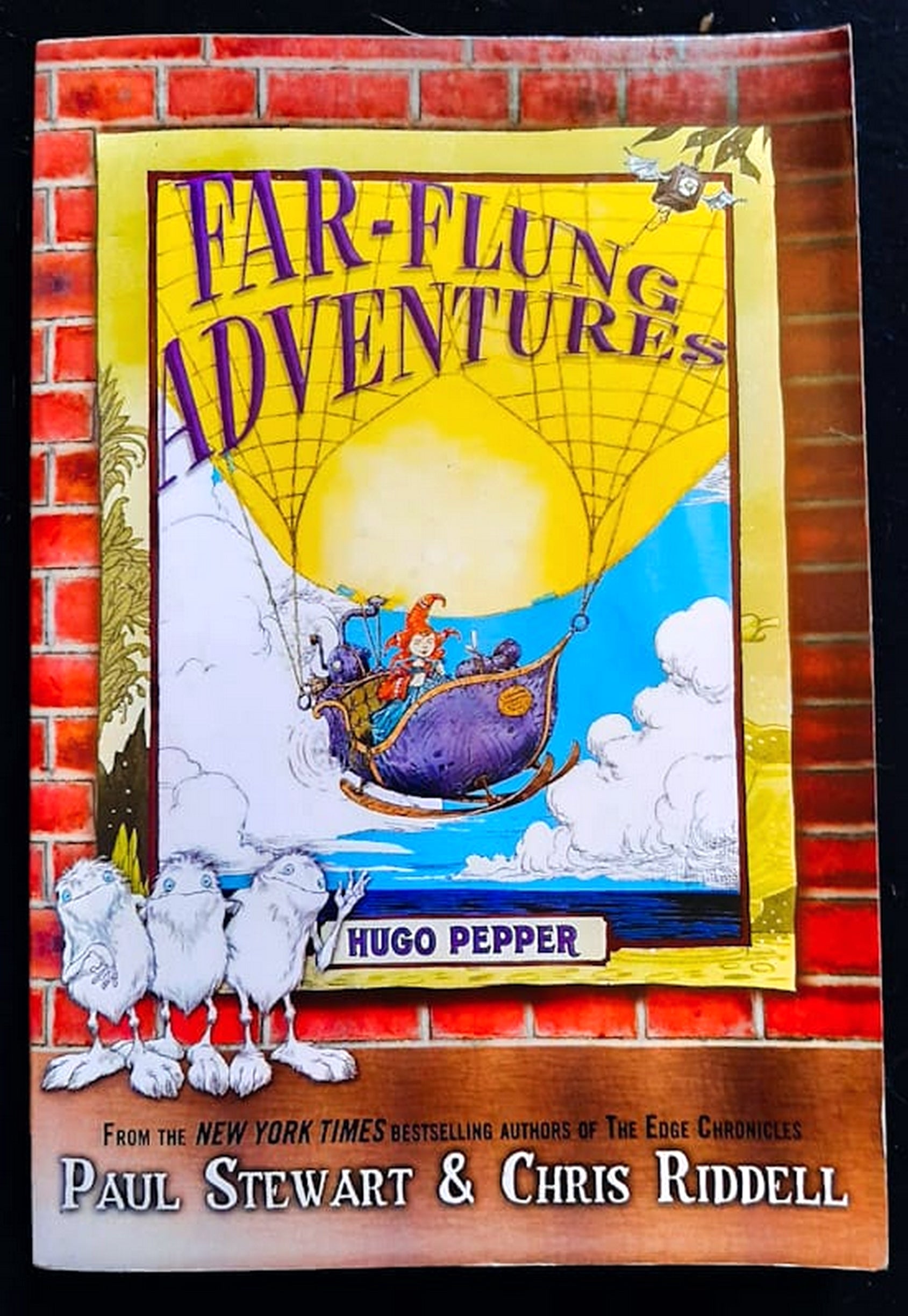 Front Cover Of Bestselling Book Hugo Pepper (Far-Flung Adventures #3) (Paul Stewart, Chris Riddell
)