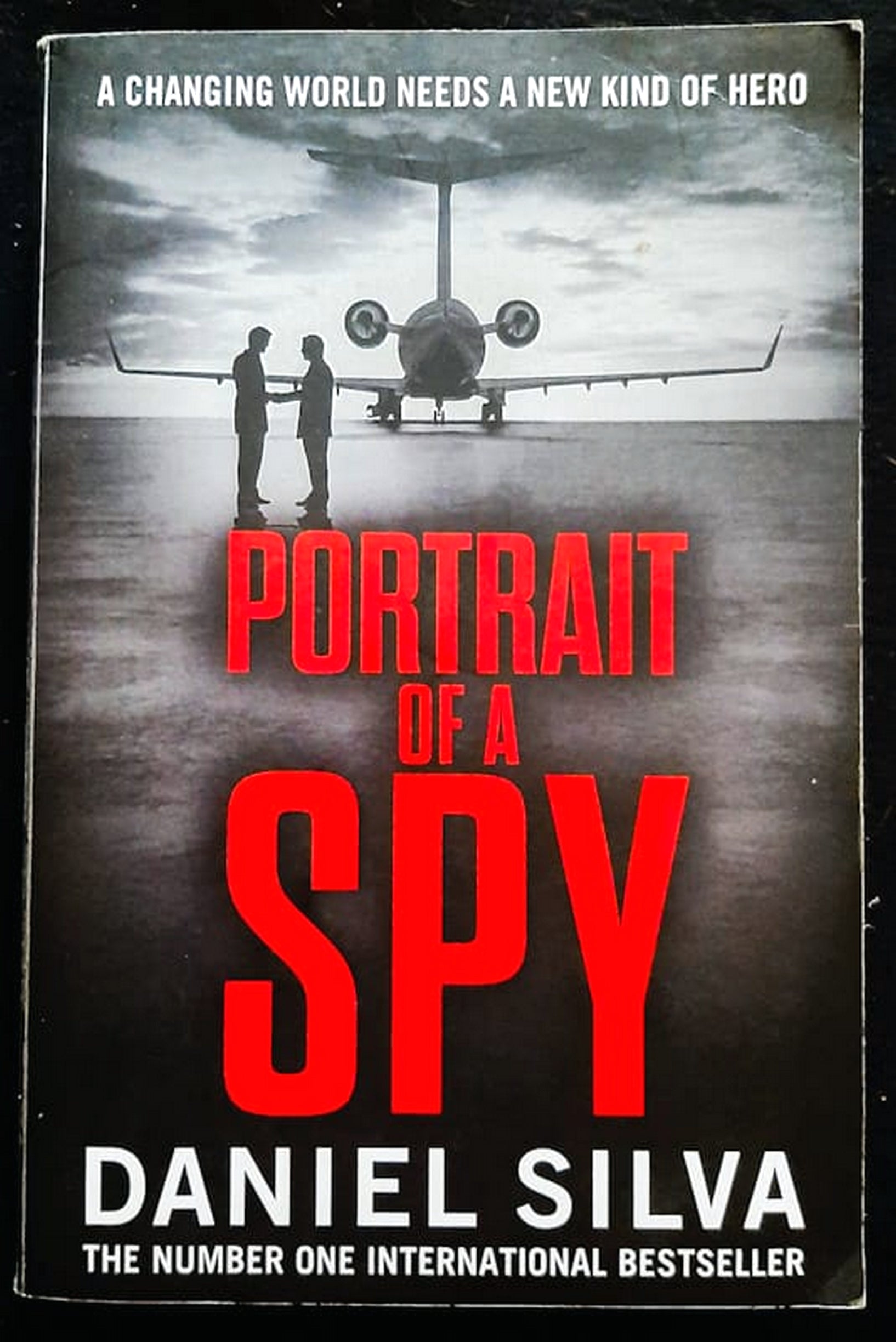 Front Cover Of Bestselling Book Portrait Of A Spy (Gabriel Allon #11) (Daniel Silva
)