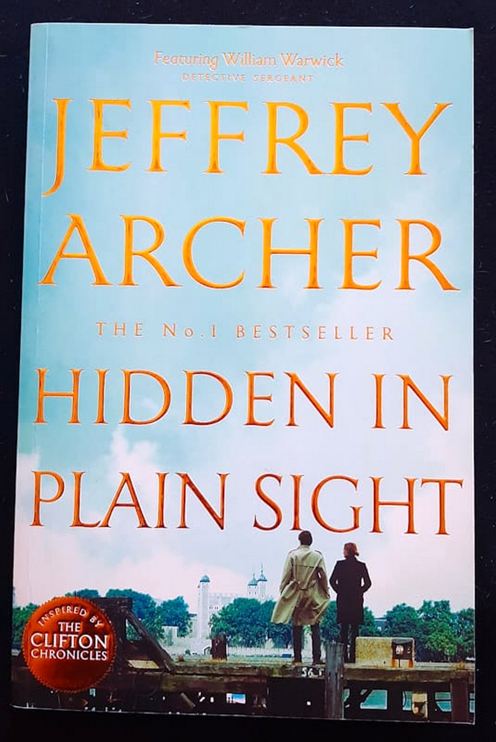 Front Cover Of Bestselling Book Hidden In Plain Sight (William Warwick #2) (Jeffrey Archer
)