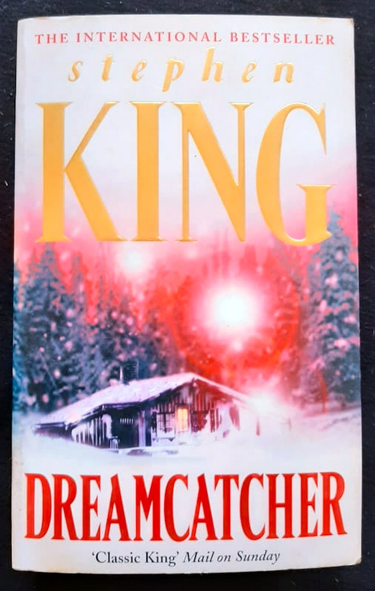 Front Cover Of Bestselling Book Dreamcatcher (Stephen King
)