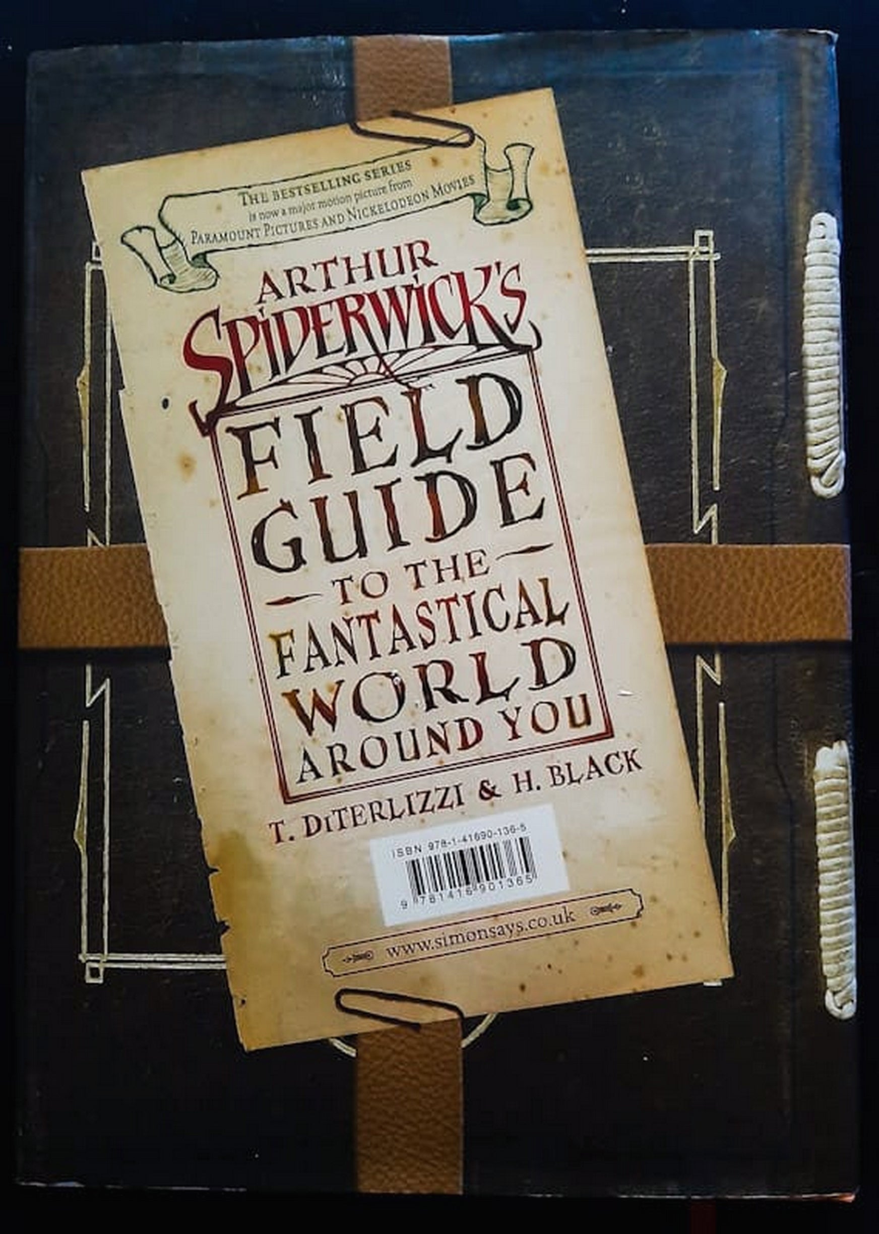 Front Cover Of Bestselling Book Arthur Spiderwick'S Field Guide To The Fantastical World Around You (Tony Diterlizzi
)